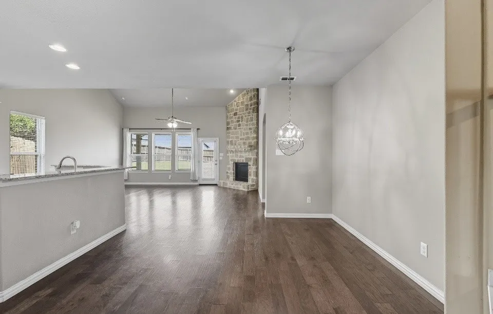 Single Family Residence For Sale in Denton County , 2509 Castle Creek Drive, Little Elm, Texas 75068, 5 Bedroom, 4 Bathroom, 2 Garage spaces, 3,485 Sqft, built in 2014, mls#21259126, Real Estate Agent in Little Elm, Homes For Sale in Denton county, Homes For Sale in Little Elm, Realtor in Little Elm Texas, Real Estate Brokerage Independent Realty Texas, Luminita Cordes Realtor