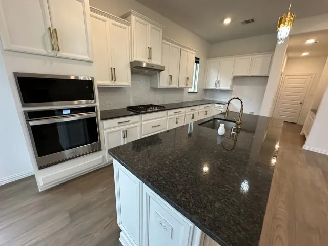 Single Family Residence For Sale in Kaufman County , 1307 Wheelwright Drive, Forney, Texas 75126, 5 Bedroom, 5 Bathroom, 2 Garage spaces, 3,060 Sqft, built in 2022, mls#21261978, Real Estate Agent in Forney, Homes For Sale in Kaufman county, Homes For Sale in Forney, Realtor in Forney Texas, Real Estate Brokerage Independent Realty Texas, Luminita Cordes Realtor