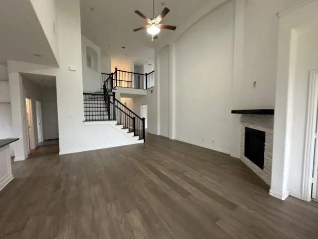 Single Family Residence For Sale in Kaufman County , 1307 Wheelwright Drive, Forney, Texas 75126, 5 Bedroom, 5 Bathroom, 2 Garage spaces, 3,060 Sqft, built in 2022, mls#21261978, Real Estate Agent in Forney, Homes For Sale in Kaufman county, Homes For Sale in Forney, Realtor in Forney Texas, Real Estate Brokerage Independent Realty Texas, Luminita Cordes Realtor