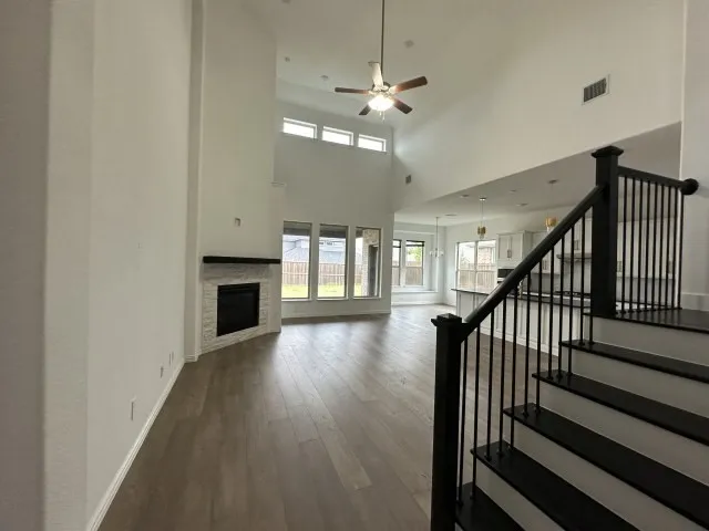 Single Family Residence For Sale in Kaufman County , 1307 Wheelwright Drive, Forney, Texas 75126, 5 Bedroom, 5 Bathroom, 2 Garage spaces, 3,060 Sqft, built in 2022, mls#21261978, Real Estate Agent in Forney, Homes For Sale in Kaufman county, Homes For Sale in Forney, Realtor in Forney Texas, Real Estate Brokerage Independent Realty Texas, Luminita Cordes Realtor