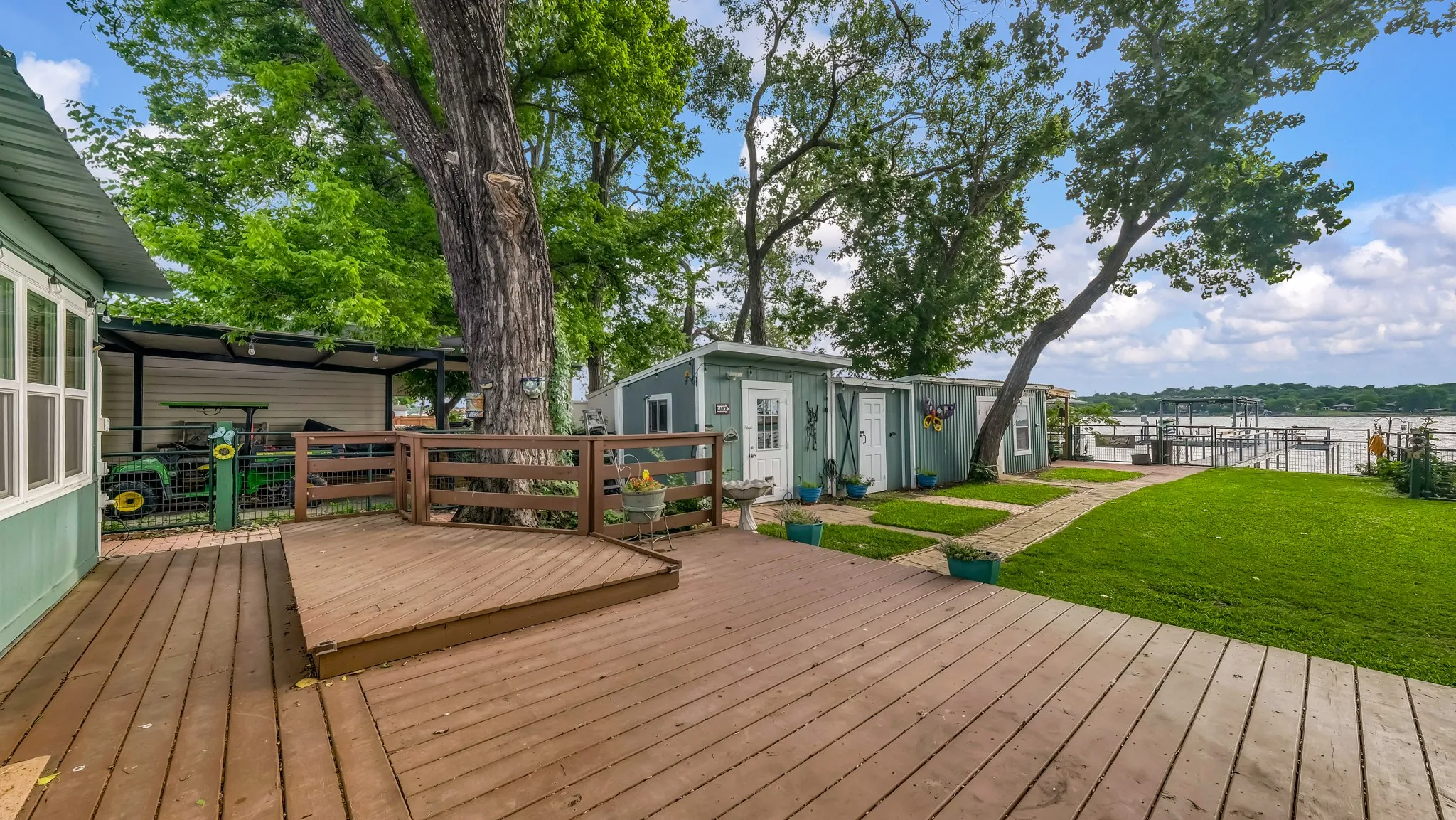 Single Family Residence For Sale in Parker County , 2005 E Lake Drive, Weatherford, Texas 76087, 2 Bedroom, 2 Bathroom, Garage spaces, 1,350 Sqft, built in 0, mls#21264728, Real Estate Agent in Weatherford, Homes For Sale in Parker county, Homes For Sale in Weatherford, Realtor in Weatherford Texas, Real Estate Brokerage Independent Realty Texas, Luminita Cordes Realtor