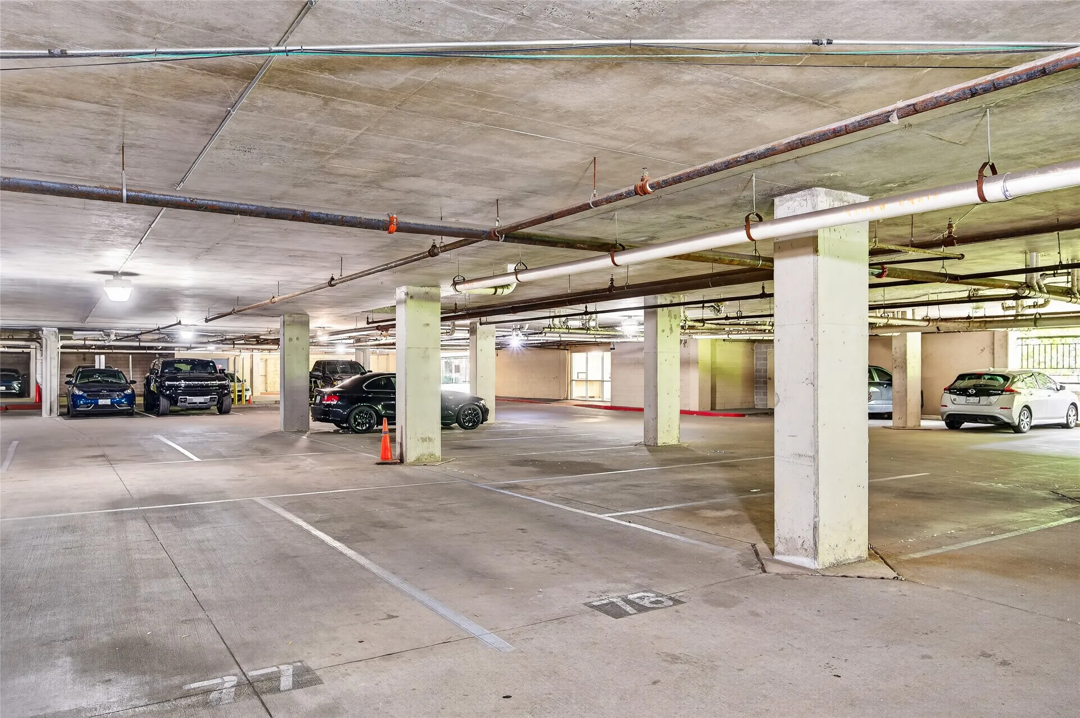Condominium For Rent in Dallas County , 3102 Kings Road 1110, Dallas, Texas 75219, 2 Bedroom, 2 Bathroom, 1 Garage spaces, 948 Sqft, built in 2001, mls#21265137, Real Estate Agent in Dallas, Homes For Rent in Dallas county, Homes For Rent in Dallas, Realtor in Dallas Texas, Real Estate Brokerage Independent Realty Texas, Luminita Cordes Realtor