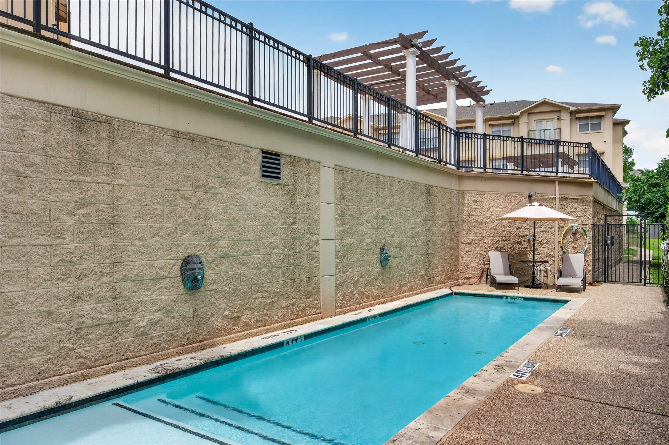 Condominium For Rent in Dallas County , 3102 Kings Road 1110, Dallas, Texas 75219, 2 Bedroom, 2 Bathroom, 1 Garage spaces, 948 Sqft, built in 2001, mls#21265137, Real Estate Agent in Dallas, Homes For Rent in Dallas county, Homes For Rent in Dallas, Realtor in Dallas Texas, Real Estate Brokerage Independent Realty Texas, Luminita Cordes Realtor