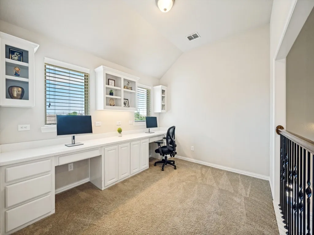 Single Family Residence For Sale in Collin County , 12643 Burnt Prairie Lane, Frisco, Texas 75035, 4 Bedroom, 4 Bathroom, 2 Garage spaces, 3,356 Sqft, built in 2017, mls#21262699, Real Estate Agent in Frisco, Homes For Sale in Collin county, Homes For Sale in Frisco, Realtor in Frisco Texas, Real Estate Brokerage Independent Realty Texas, Luminita Cordes Realtor