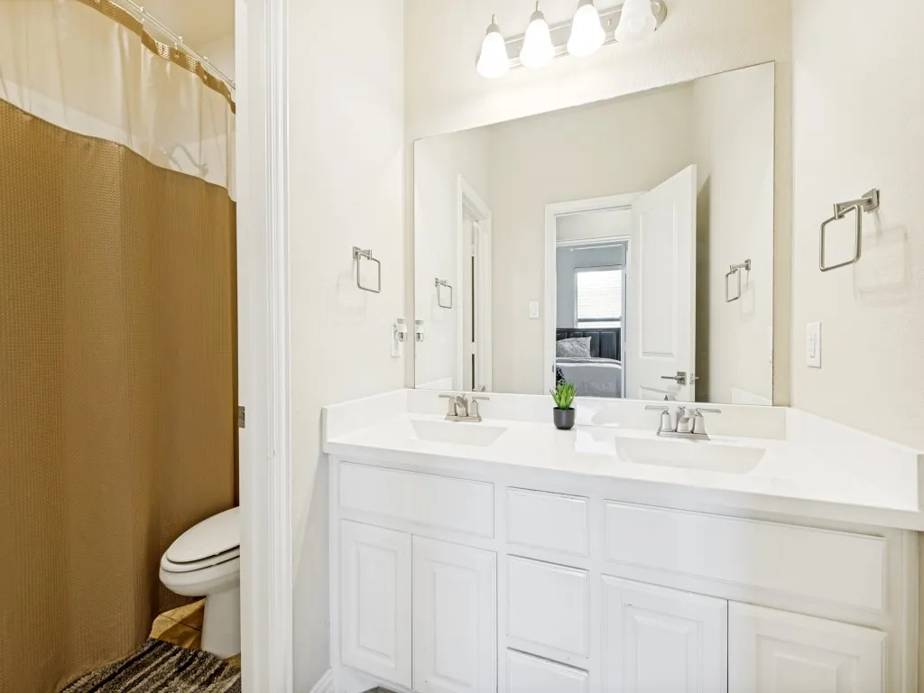 Single Family Residence For Sale in Collin County , 12643 Burnt Prairie Lane, Frisco, Texas 75035, 4 Bedroom, 4 Bathroom, 2 Garage spaces, 3,356 Sqft, built in 2017, mls#21262699, Real Estate Agent in Frisco, Homes For Sale in Collin county, Homes For Sale in Frisco, Realtor in Frisco Texas, Real Estate Brokerage Independent Realty Texas, Luminita Cordes Realtor