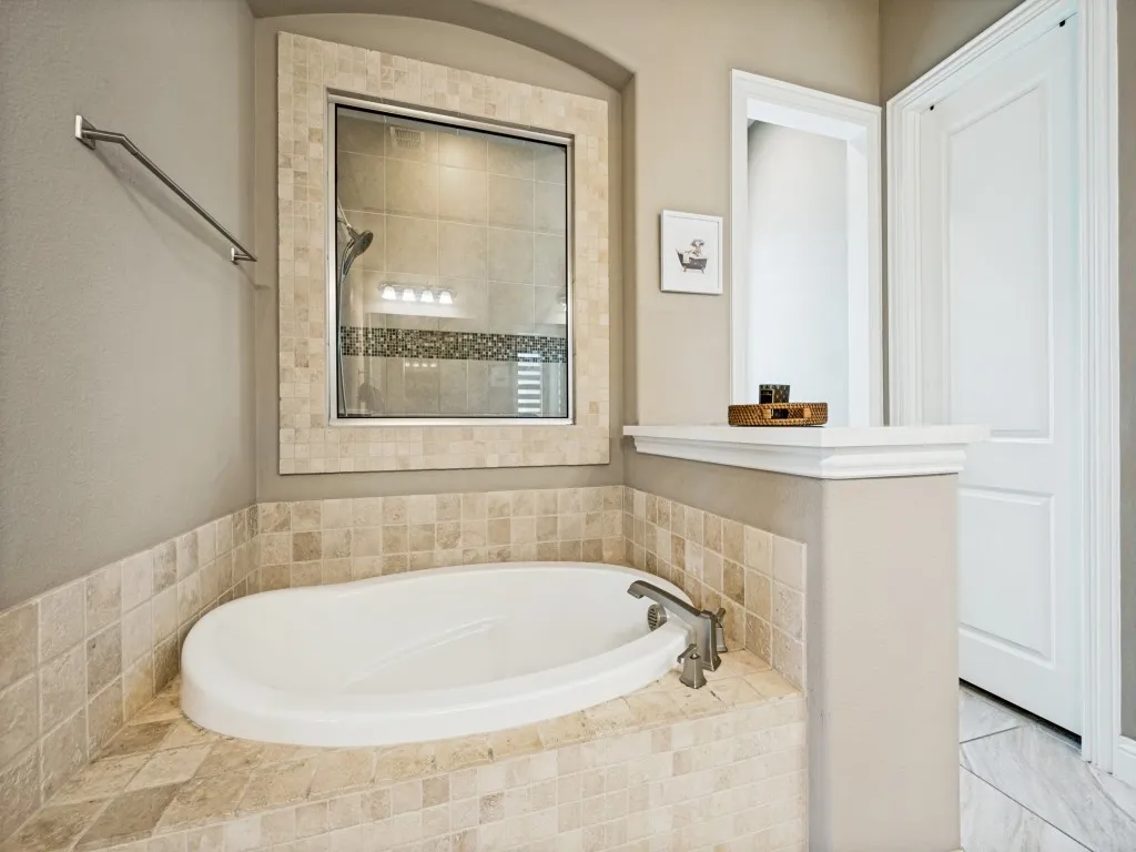 Single Family Residence For Sale in Collin County , 12643 Burnt Prairie Lane, Frisco, Texas 75035, 4 Bedroom, 4 Bathroom, 2 Garage spaces, 3,356 Sqft, built in 2017, mls#21262699, Real Estate Agent in Frisco, Homes For Sale in Collin county, Homes For Sale in Frisco, Realtor in Frisco Texas, Real Estate Brokerage Independent Realty Texas, Luminita Cordes Realtor