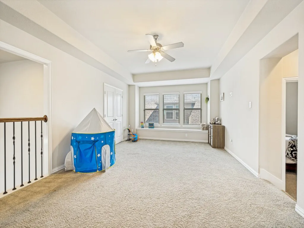 Single Family Residence For Sale in Collin County , 12643 Burnt Prairie Lane, Frisco, Texas 75035, 4 Bedroom, 4 Bathroom, 2 Garage spaces, 3,356 Sqft, built in 2017, mls#21262699, Real Estate Agent in Frisco, Homes For Sale in Collin county, Homes For Sale in Frisco, Realtor in Frisco Texas, Real Estate Brokerage Independent Realty Texas, Luminita Cordes Realtor