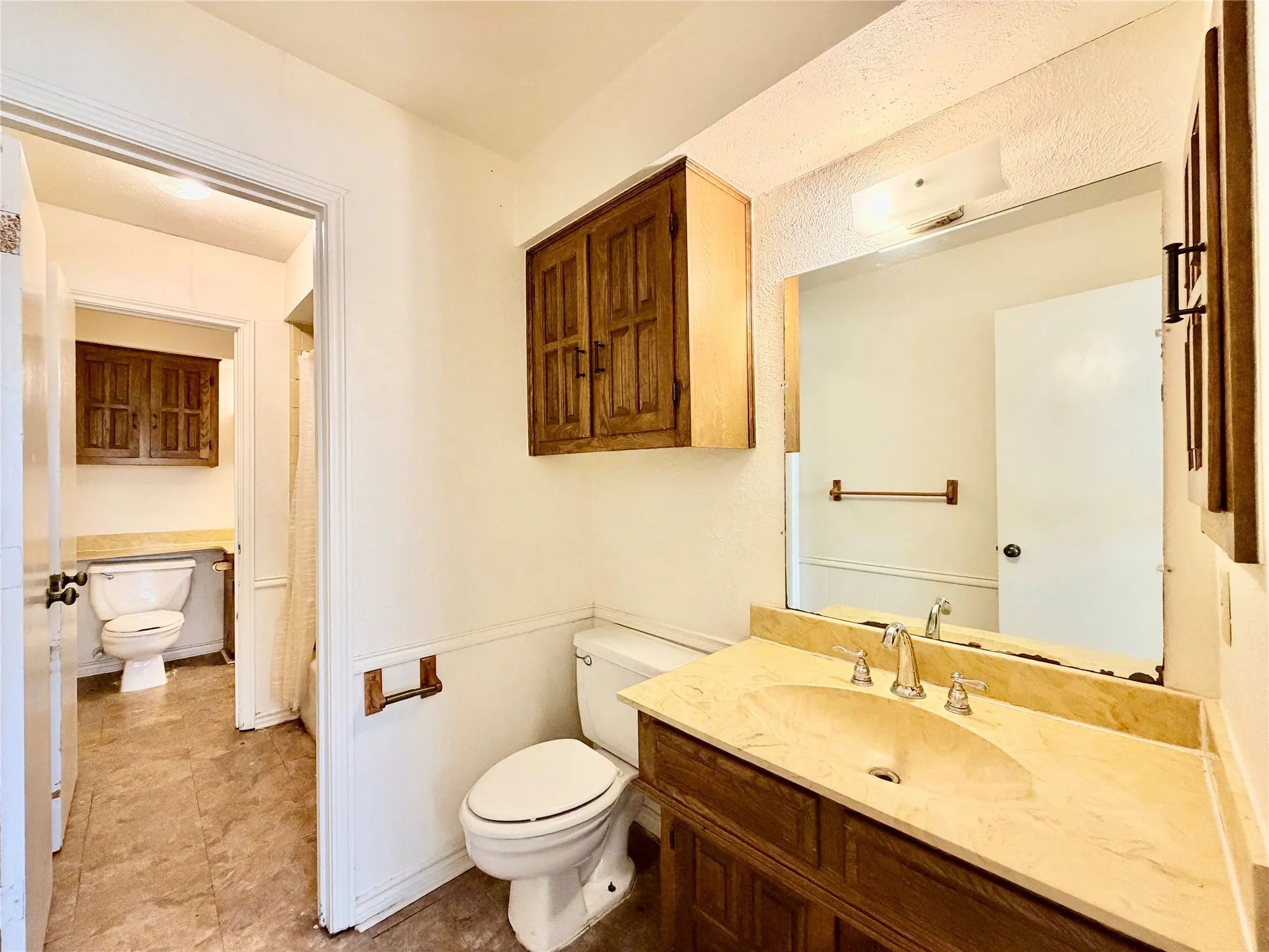 Single Family Residence For Rent in Denton County , 1416 Sandy Creek Drive, Denton, Texas 76205, 4 Bedroom, 2 Bathroom, Garage spaces, 2,108 Sqft, built in 1974, mls#21243172, Real Estate Agent in Denton, Homes For Rent in Denton county, Homes For Rent in Denton, Realtor in Denton Texas, Real Estate Brokerage Independent Realty Texas, Luminita Cordes Realtor