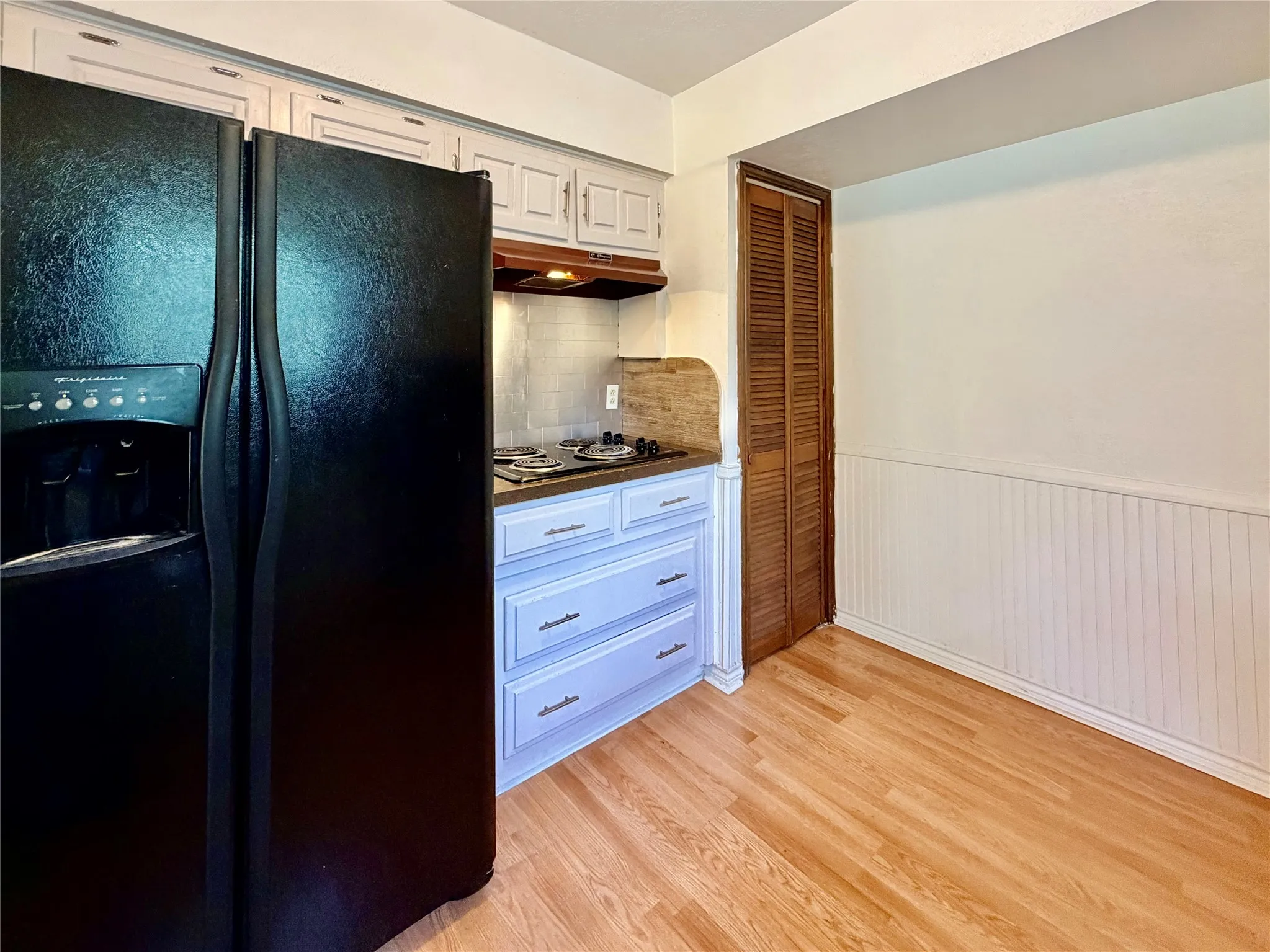 Single Family Residence For Rent in Denton County , 1416 Sandy Creek Drive, Denton, Texas 76205, 4 Bedroom, 2 Bathroom, Garage spaces, 2,108 Sqft, built in 1974, mls#21243172, Real Estate Agent in Denton, Homes For Rent in Denton county, Homes For Rent in Denton, Realtor in Denton Texas, Real Estate Brokerage Independent Realty Texas, Luminita Cordes Realtor
