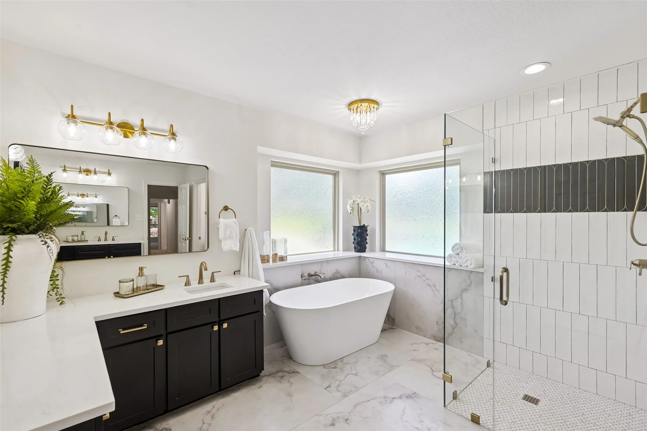 Single Family Residence For Sale in Tarrant County , 1510 Rockwood Drive, Keller, Texas 76248, 4 Bedroom, 3 Bathroom, 2 Garage spaces, 2,707 Sqft, built in 1988, mls#21264297, Real Estate Agent in Keller, Homes For Sale in Tarrant county, Homes For Sale in Keller, Realtor in Keller Texas, Real Estate Brokerage Independent Realty Texas, Luminita Cordes Realtor