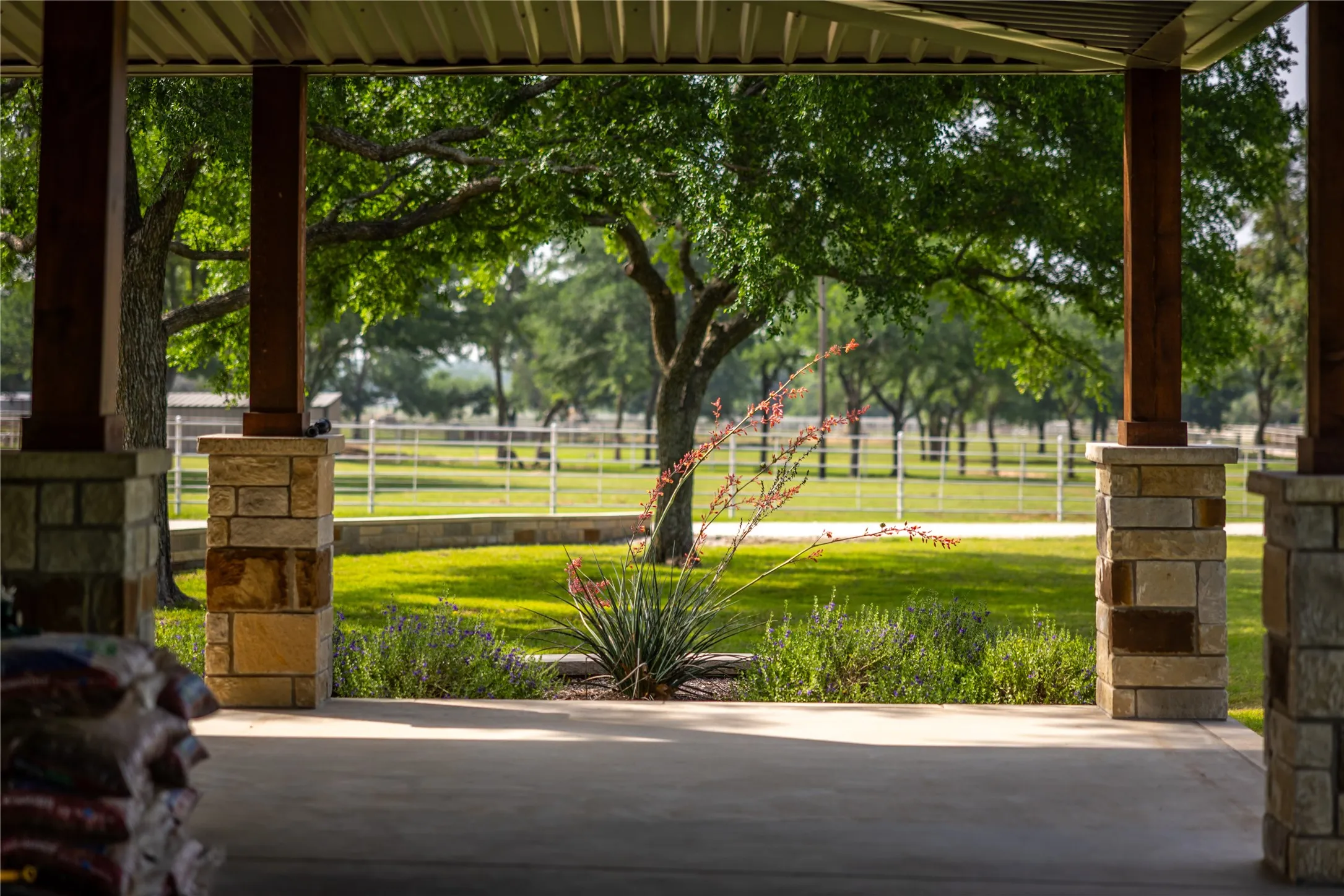 Farm For Sale in Erath County , 24183 S US 281, Hico, Texas 76457, 4 Bedroom, 3 Bathroom, Garage spaces, 2,160 Sqft, built in 1999, mls#21265000, Real Estate Agent in Hico, Homes For Sale in Erath county, Homes For Sale in Hico, Realtor in Hico Texas, Real Estate Brokerage Independent Realty Texas, Luminita Cordes Realtor