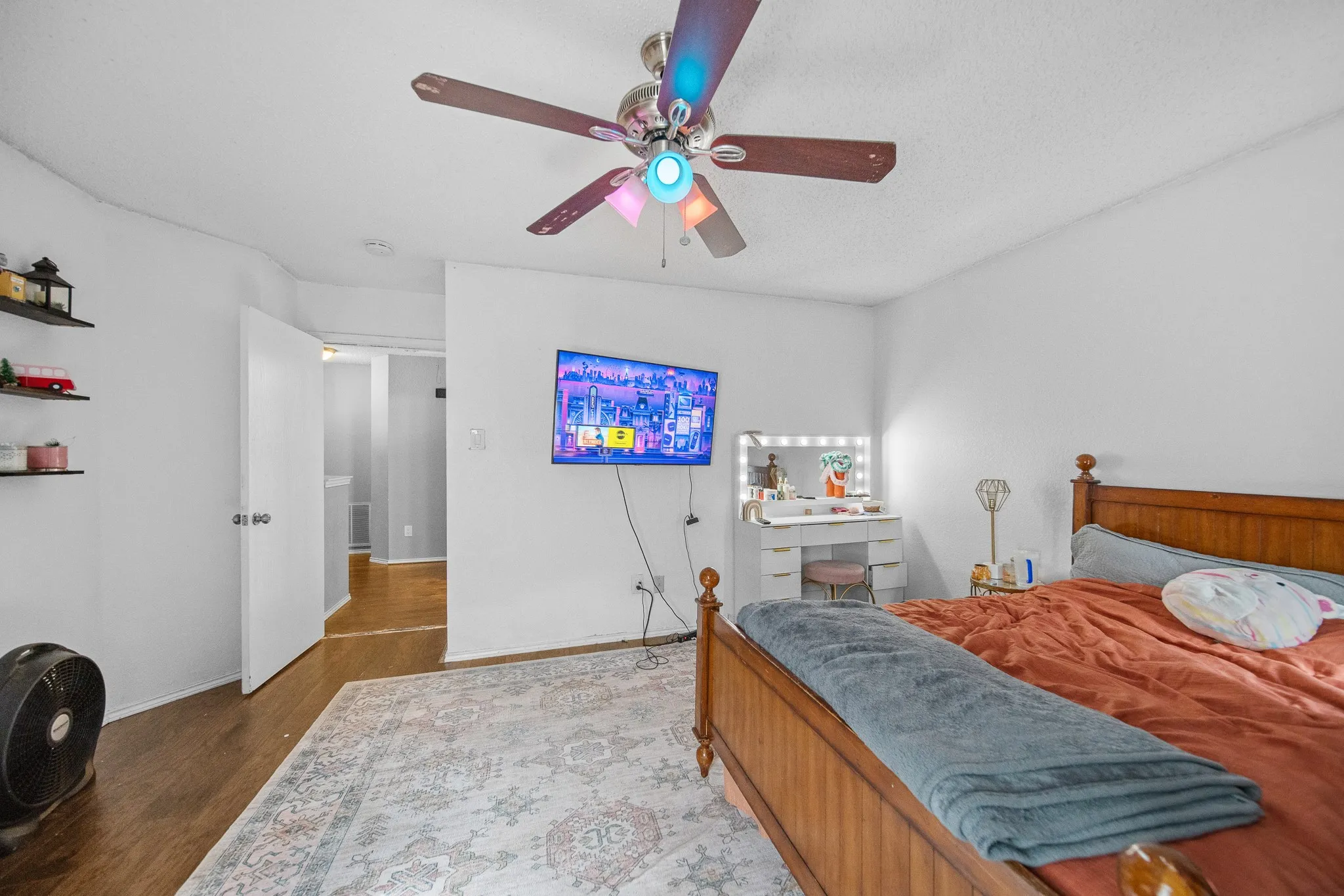 Single Family Residence For Sale in Dallas County , 7713 Harbor Drive, Rowlett, Texas 75088, 3 Bedrooms, 3 Bathrooms, 2 Garage spaces, 2,129 Sqft, built in 1995, Price $359,000, mls#21259425, Real Estate Agent in Rowlett, Homes For Sale in Dallas county, Homes For Sale in Rowlett, Realtor in Rowlett Texas, Real Estate Brokerage Independent Realty Texas, Luminita Cordes Realtor
