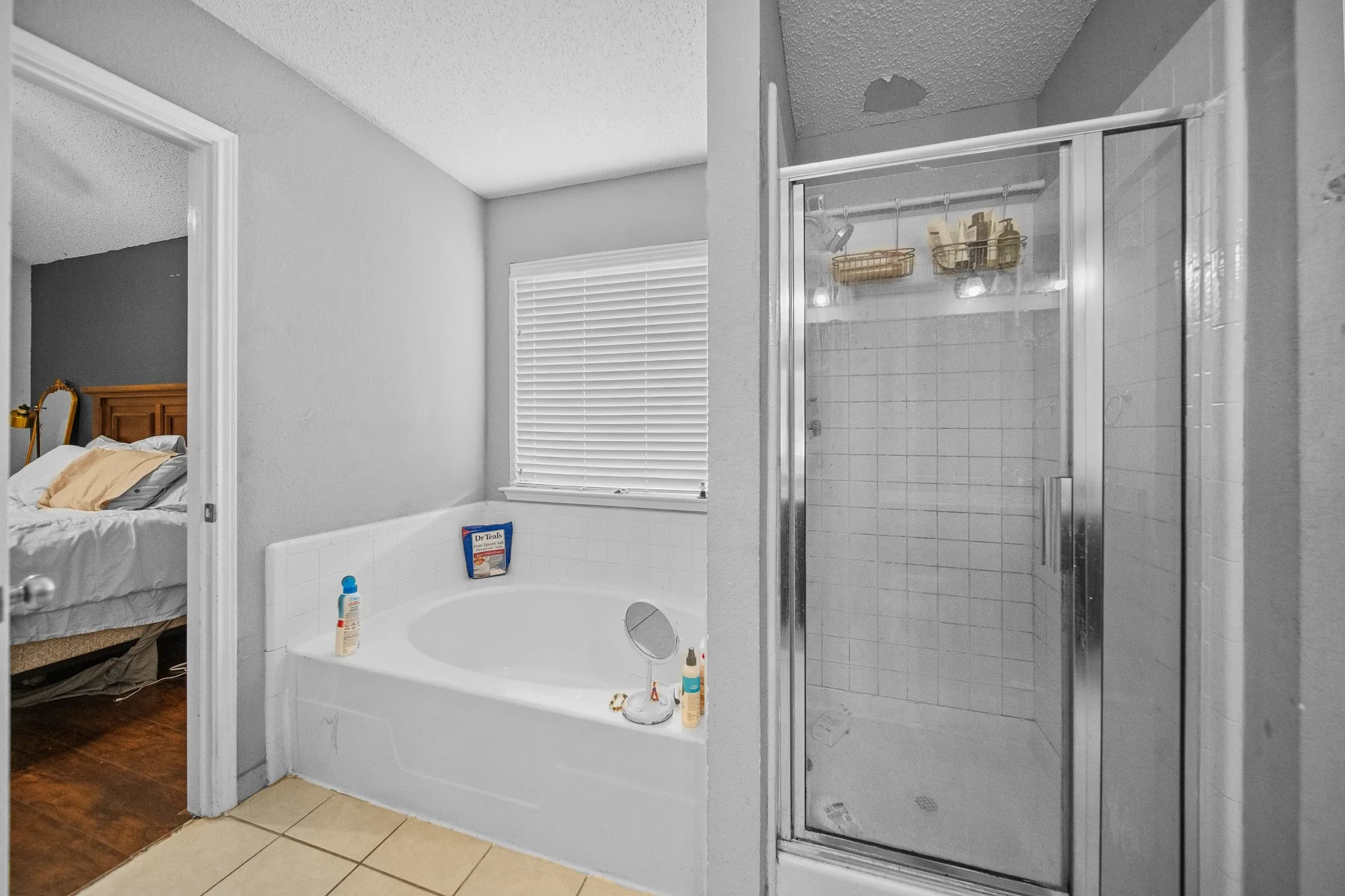 Single Family Residence For Sale in Dallas County , 7713 Harbor Drive, Rowlett, Texas 75088, 3 Bedrooms, 3 Bathrooms, 2 Garage spaces, 2,129 Sqft, built in 1995, Price $359,000, mls#21259425, Real Estate Agent in Rowlett, Homes For Sale in Dallas county, Homes For Sale in Rowlett, Realtor in Rowlett Texas, Real Estate Brokerage Independent Realty Texas, Luminita Cordes Realtor