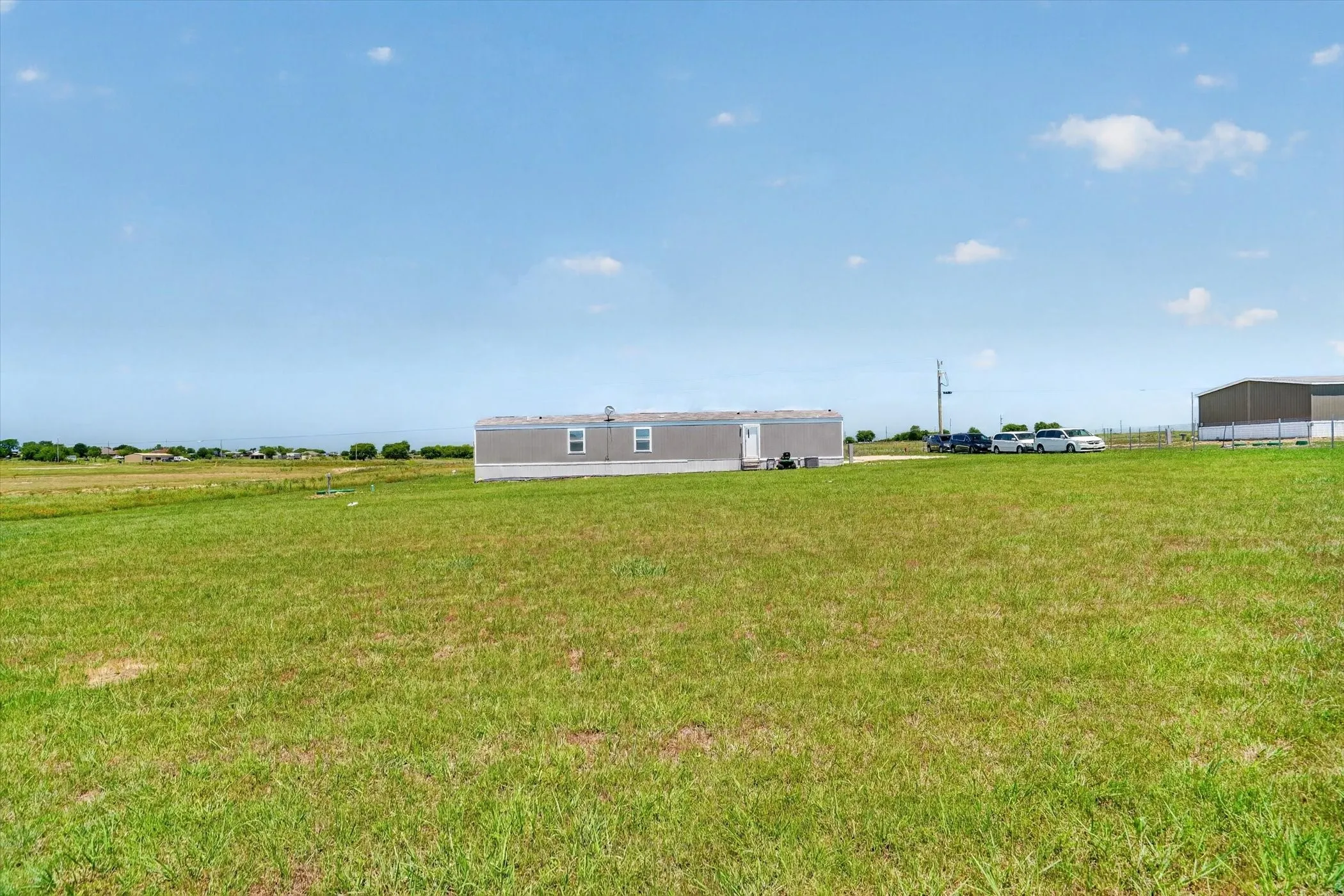 spacious yard