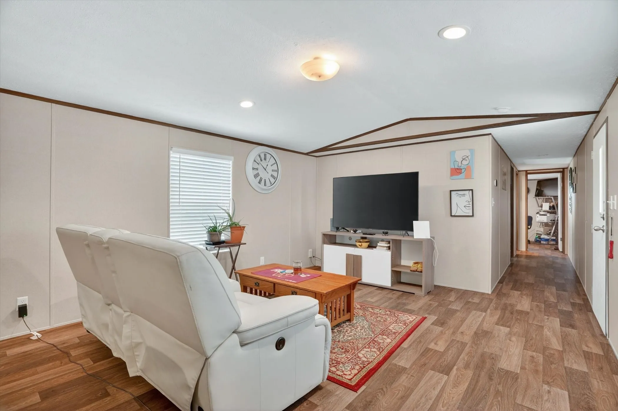 convenient split bedroom layout