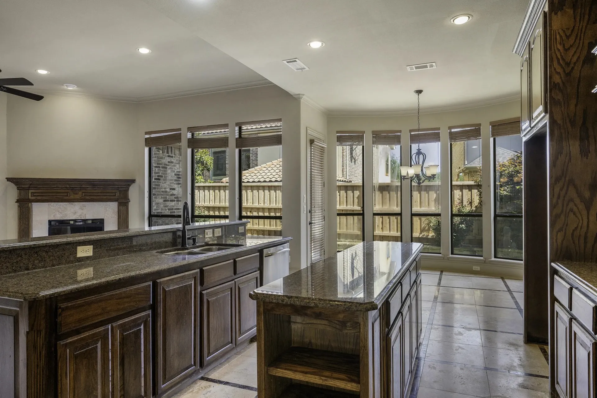 Single Family Residence For Sale in Denton County , 6916 cannon falls Drive, Plano, Texas 75024, 3 Bedrooms, 4 Bathrooms, 2 Garage spaces, 4,349 Sqft, built in 2006, Price $867,000, mls#21265189, Real Estate Agent in Plano, Homes For Sale in Denton county, Homes For Sale in Plano, Realtor in Plano Texas, Real Estate Brokerage Independent Realty Texas, Luminita Cordes Realtor