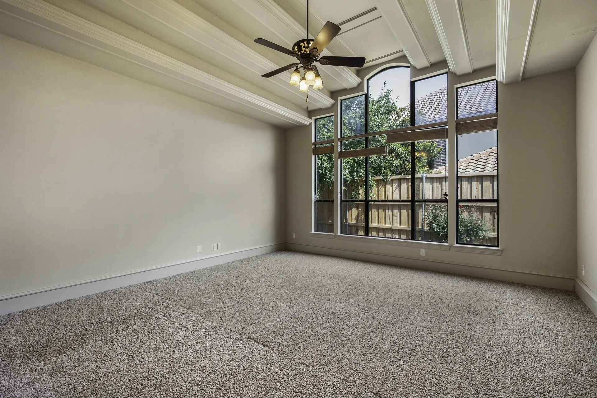Single Family Residence For Sale in Denton County , 6916 cannon falls Drive, Plano, Texas 75024, 3 Bedrooms, 4 Bathrooms, 2 Garage spaces, 4,349 Sqft, built in 2006, Price $867,000, mls#21265189, Real Estate Agent in Plano, Homes For Sale in Denton county, Homes For Sale in Plano, Realtor in Plano Texas, Real Estate Brokerage Independent Realty Texas, Luminita Cordes Realtor