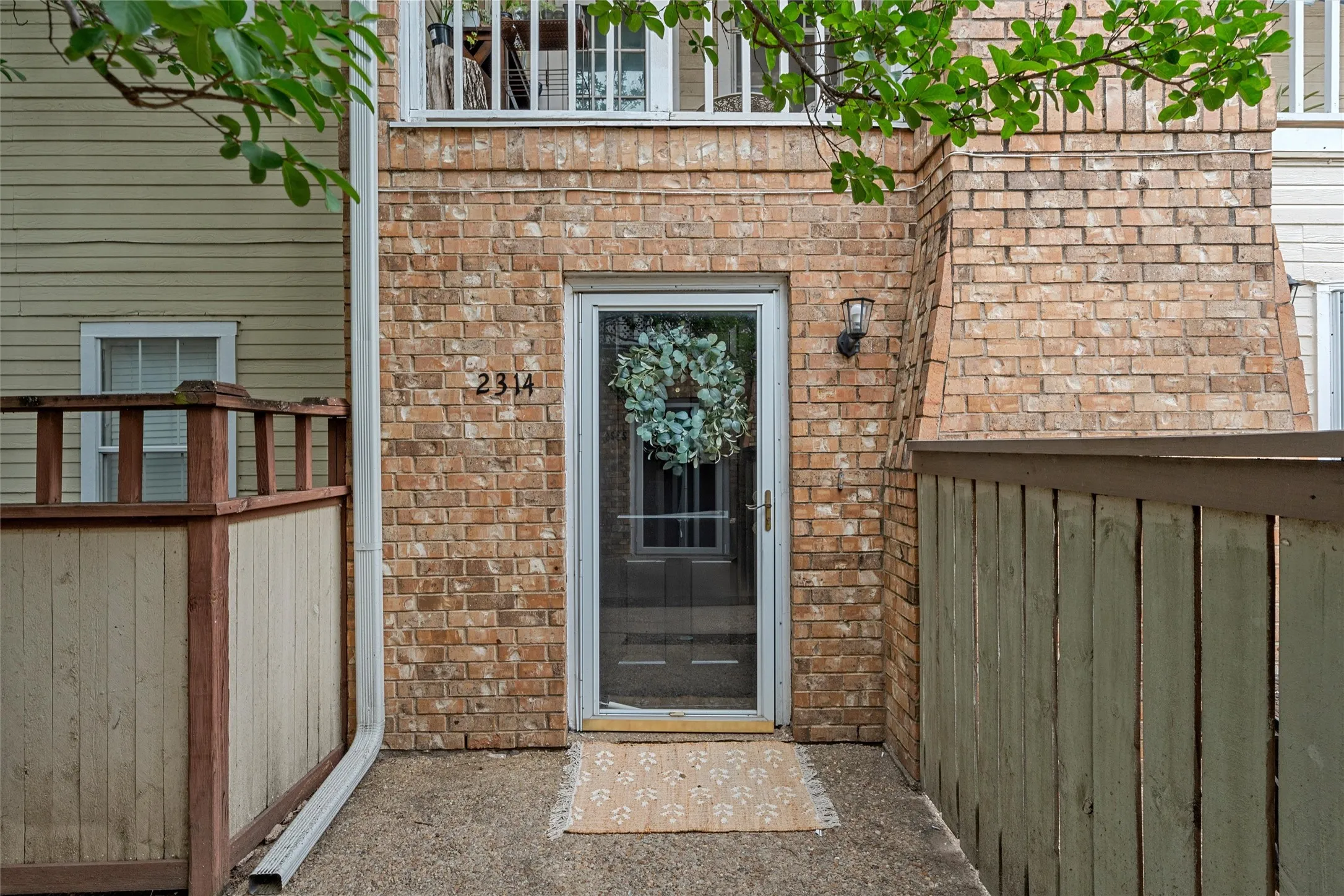 Condominium For Sale in Mc Lennan County , 2314 Melissa Drive, Waco, Texas 76708, 2 Bedroom, 1 Bathroom, Garage spaces, 1,024 Sqft, built in 1982, mls#21264343, Real Estate Agent in Waco, Homes For Sale in Mc Lennan county, Homes For Sale in Waco, Realtor in Waco Texas, Real Estate Brokerage Independent Realty Texas, Luminita Cordes Realtor