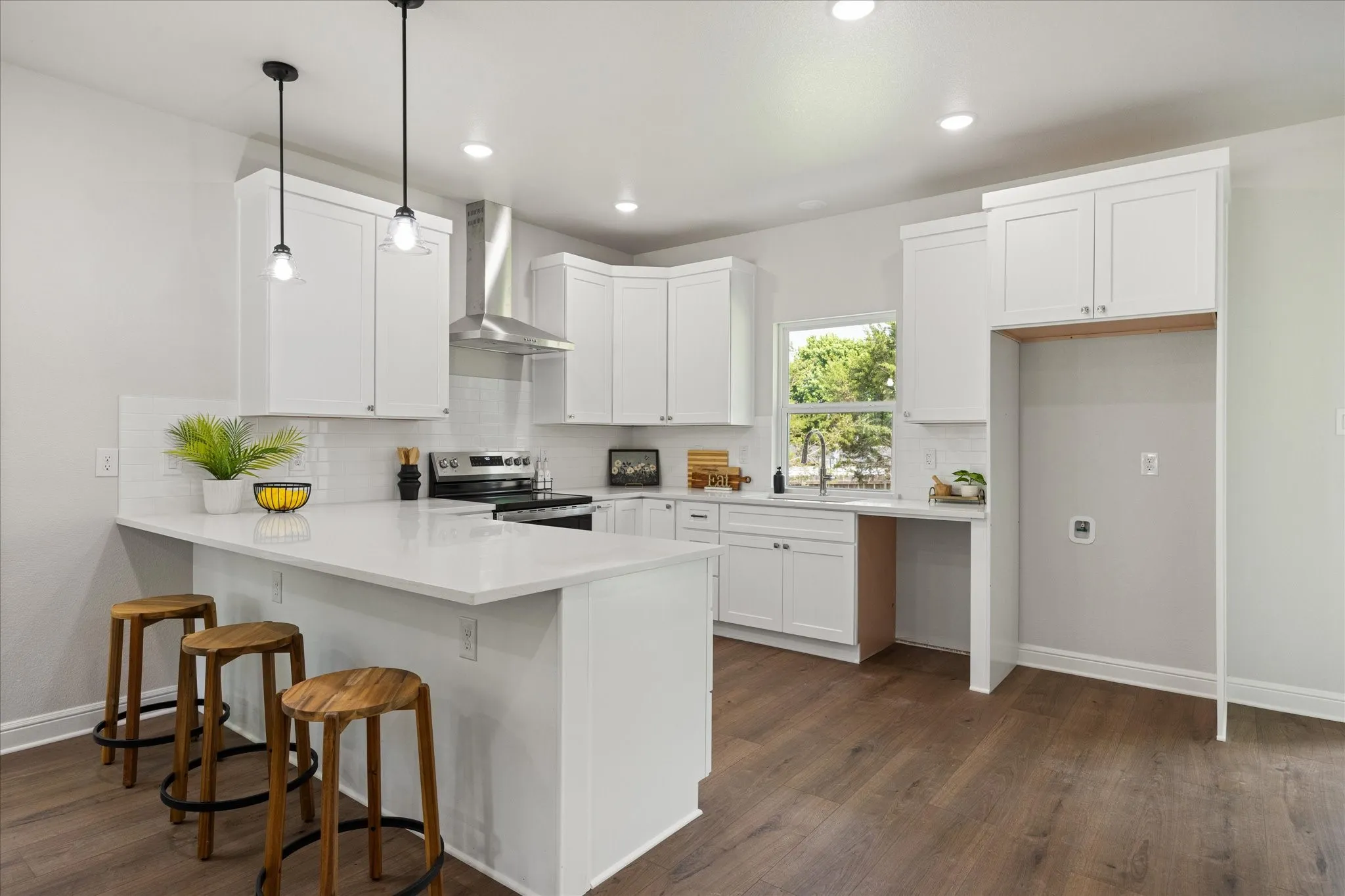 Dishwasher is now installed to complete the stainless steel appliances of a new oven range, new microwave and new dishwasher!