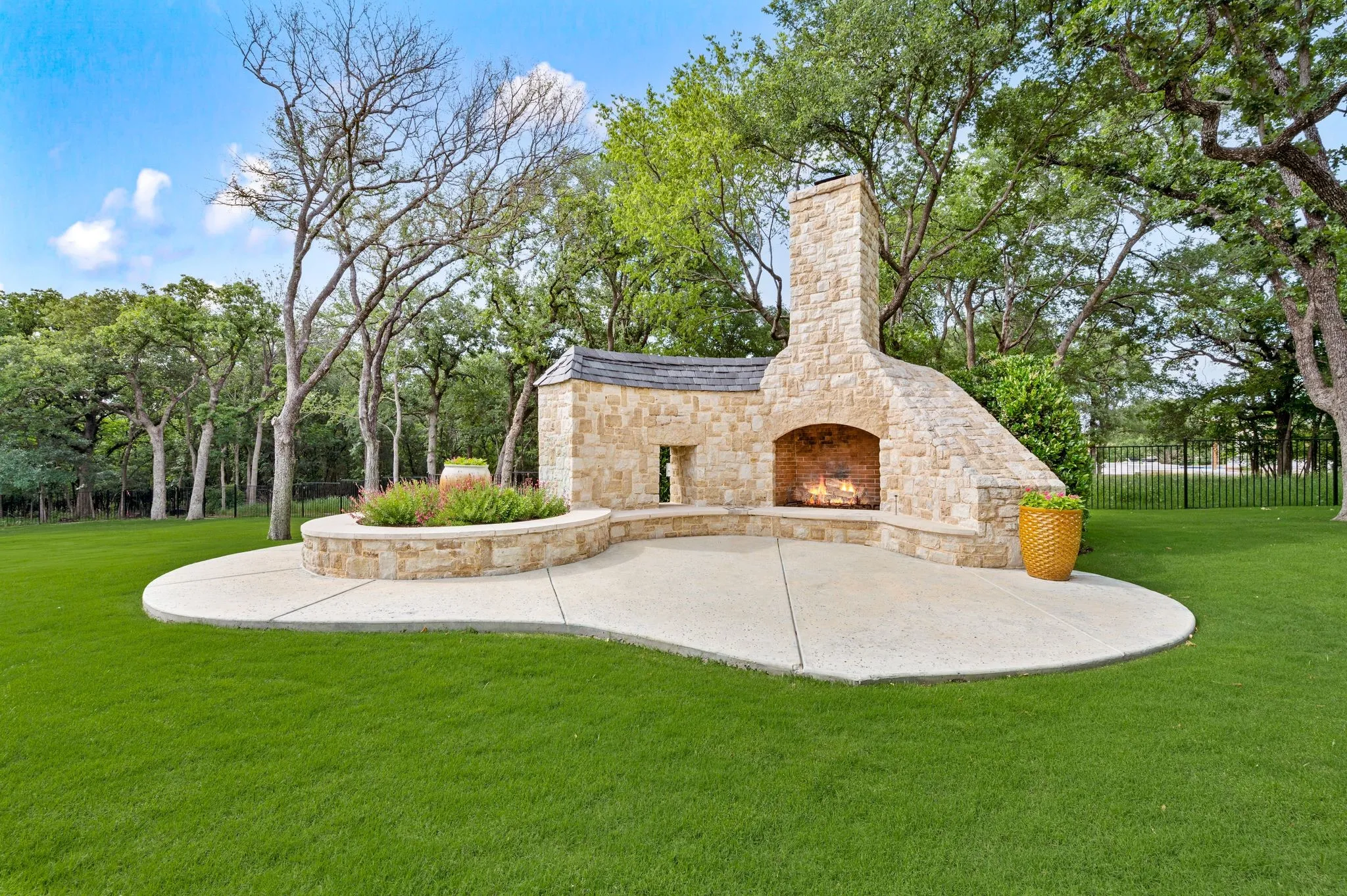 Separate fireplace area to relax and watch the sunsets.