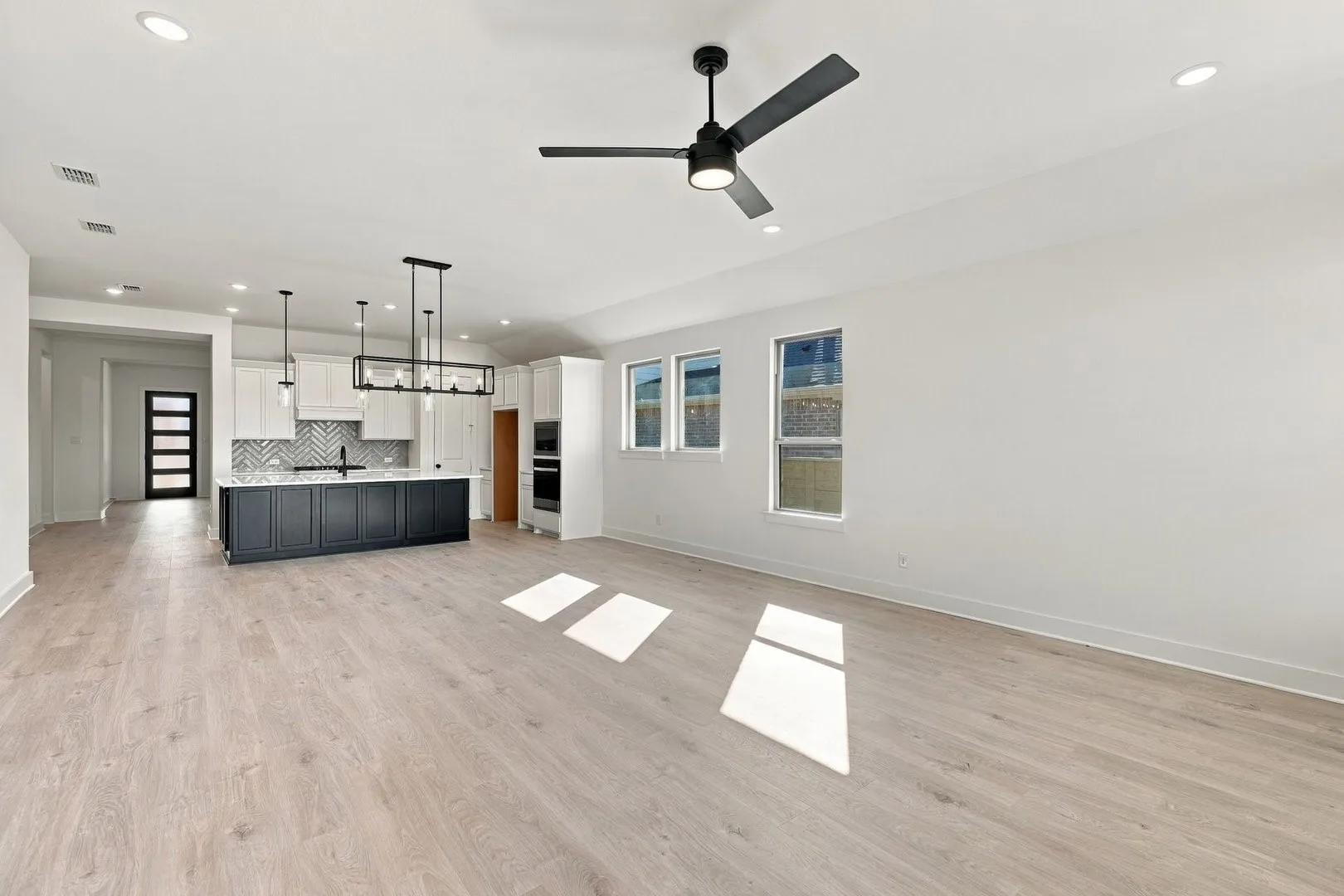 DAL_Ramble_Carson_1340 Periwinkle Drive (16)