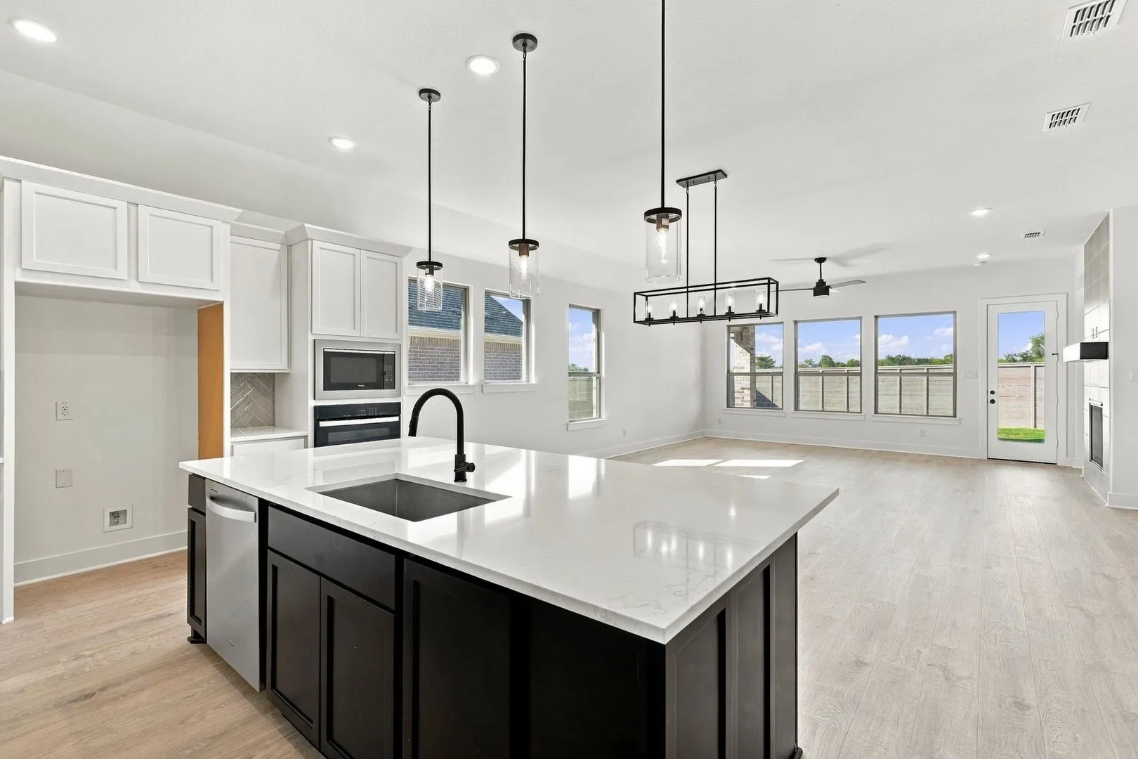 DAL_Ramble_Carson_1340 Periwinkle Drive (14)