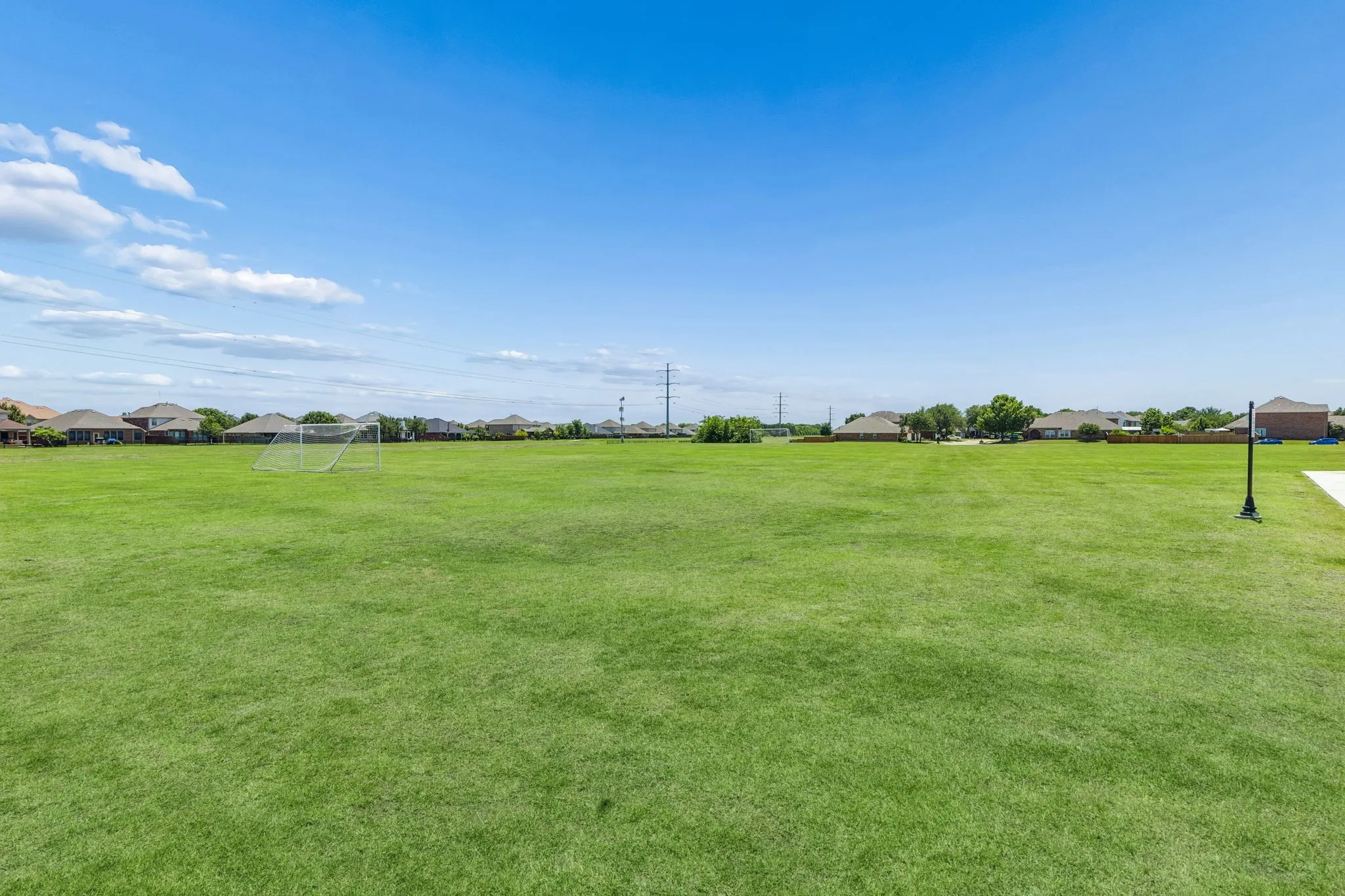 Single Family Residence For Sale in Tarrant County , 7258 Mirada, Grand Prairie, Texas 75054, 4 Bedroom, 4 Bathroom, 2 Garage spaces, 2,830 Sqft, built in 2013, mls#21265243, Real Estate Agent in Grand Prairie, Homes For Sale in Tarrant county, Homes For Sale in Grand Prairie, Realtor in Grand Prairie Texas, Real Estate Brokerage Independent Realty Texas, Luminita Cordes Realtor