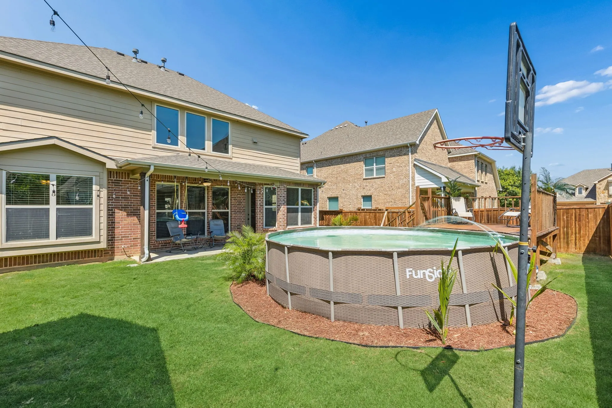 Single Family Residence For Sale in Tarrant County , 7258 Mirada, Grand Prairie, Texas 75054, 4 Bedroom, 4 Bathroom, 2 Garage spaces, 2,830 Sqft, built in 2013, mls#21265243, Real Estate Agent in Grand Prairie, Homes For Sale in Tarrant county, Homes For Sale in Grand Prairie, Realtor in Grand Prairie Texas, Real Estate Brokerage Independent Realty Texas, Luminita Cordes Realtor