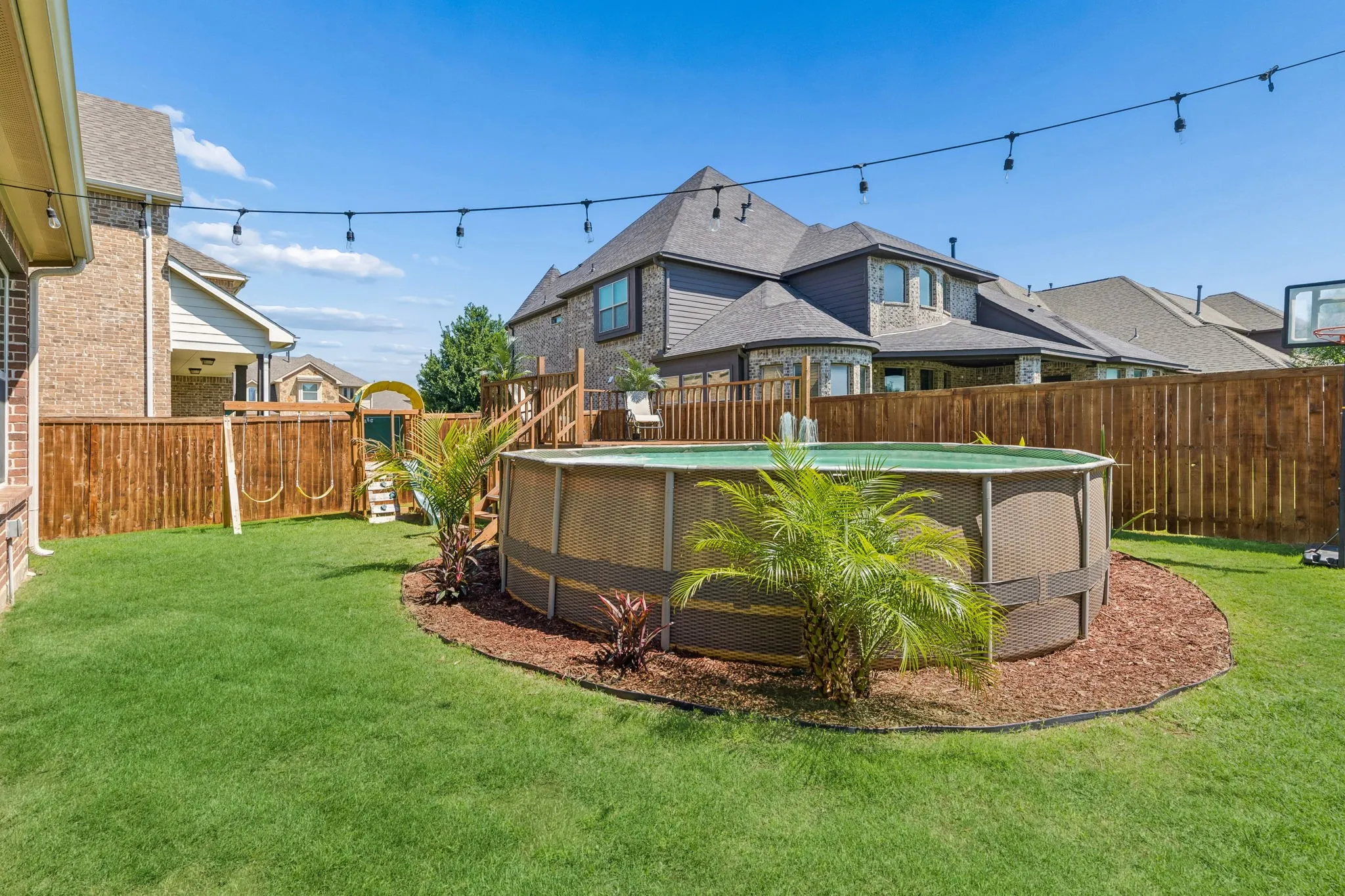 Single Family Residence For Sale in Tarrant County , 7258 Mirada, Grand Prairie, Texas 75054, 4 Bedroom, 4 Bathroom, 2 Garage spaces, 2,830 Sqft, built in 2013, mls#21265243, Real Estate Agent in Grand Prairie, Homes For Sale in Tarrant county, Homes For Sale in Grand Prairie, Realtor in Grand Prairie Texas, Real Estate Brokerage Independent Realty Texas, Luminita Cordes Realtor