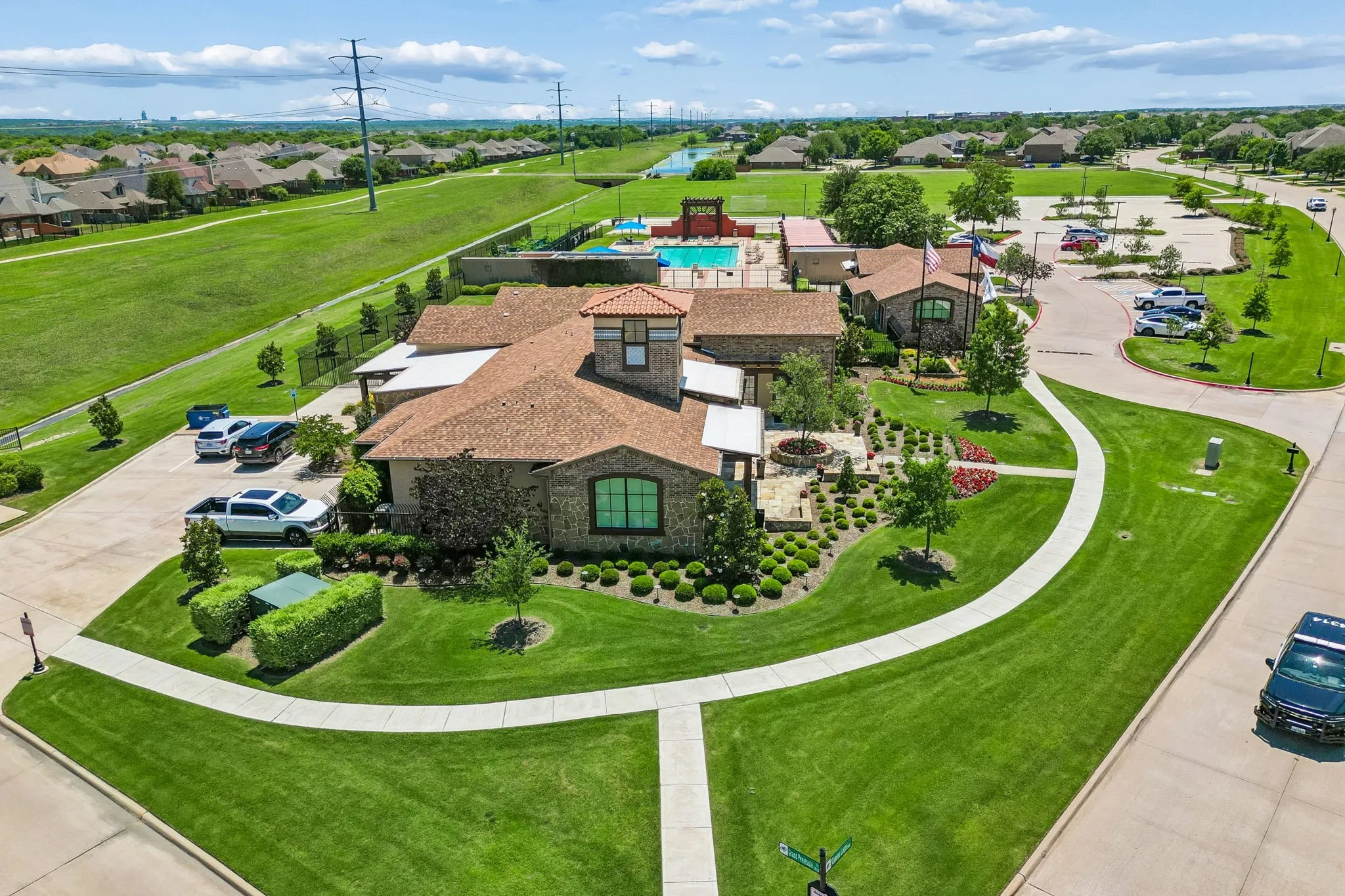 Single Family Residence For Sale in Tarrant County , 7258 Mirada, Grand Prairie, Texas 75054, 4 Bedroom, 4 Bathroom, 2 Garage spaces, 2,830 Sqft, built in 2013, mls#21265243, Real Estate Agent in Grand Prairie, Homes For Sale in Tarrant county, Homes For Sale in Grand Prairie, Realtor in Grand Prairie Texas, Real Estate Brokerage Independent Realty Texas, Luminita Cordes Realtor