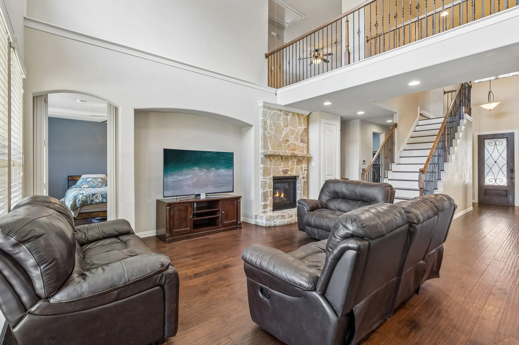 Single Family Residence For Sale in Tarrant County , 7258 Mirada, Grand Prairie, Texas 75054, 4 Bedroom, 4 Bathroom, 2 Garage spaces, 2,830 Sqft, built in 2013, mls#21265243, Real Estate Agent in Grand Prairie, Homes For Sale in Tarrant county, Homes For Sale in Grand Prairie, Realtor in Grand Prairie Texas, Real Estate Brokerage Independent Realty Texas, Luminita Cordes Realtor