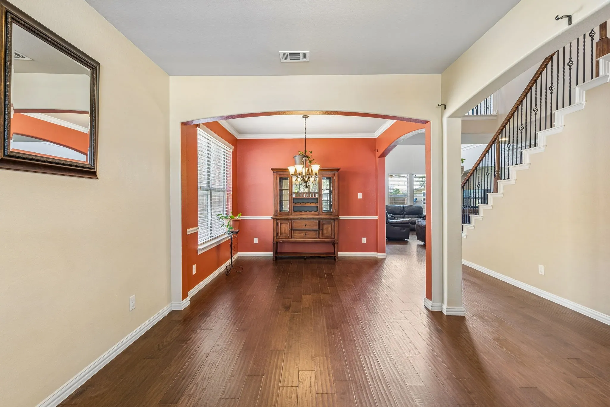 Single Family Residence For Sale in Tarrant County , 7258 Mirada, Grand Prairie, Texas 75054, 4 Bedroom, 4 Bathroom, 2 Garage spaces, 2,830 Sqft, built in 2013, mls#21265243, Real Estate Agent in Grand Prairie, Homes For Sale in Tarrant county, Homes For Sale in Grand Prairie, Realtor in Grand Prairie Texas, Real Estate Brokerage Independent Realty Texas, Luminita Cordes Realtor