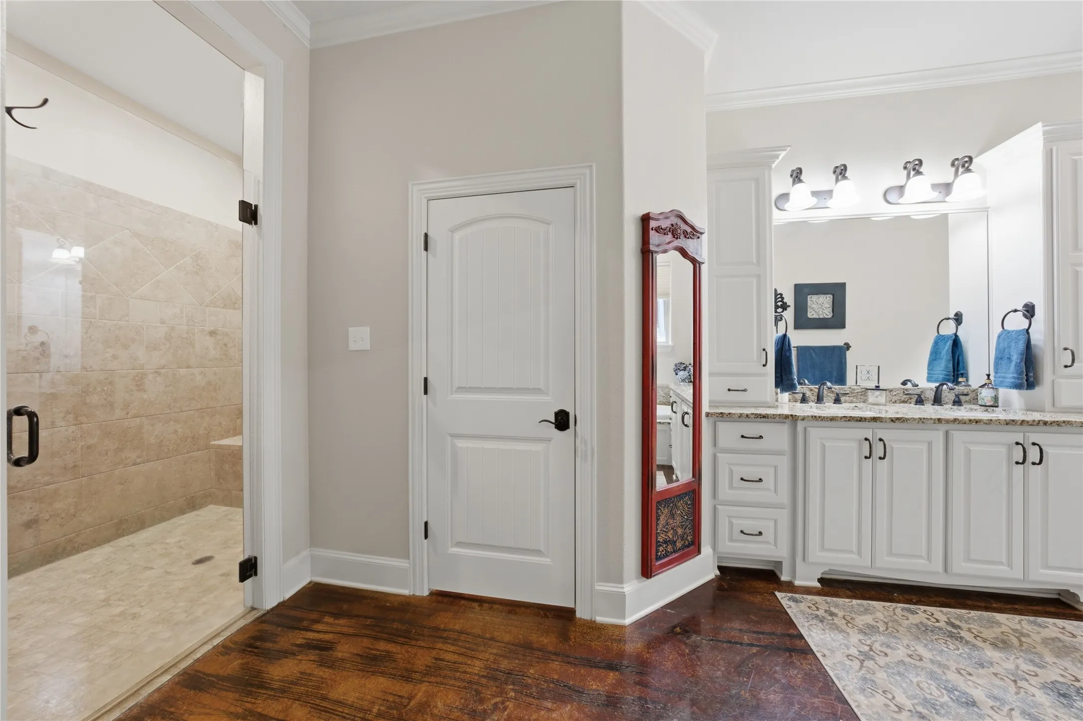 Single Family Residence For Sale in Cherokee County , 2287 CR 3402, Bullard, Texas 75757, 3 Bedrooms, 4 Bathrooms, 2 Garage spaces, 3,200 Sqft, built in 2015, Price $1,625,000, mls#21265249, Real Estate Agent in Bullard, Homes For Sale in Cherokee county, Homes For Sale in Bullard, Realtor in Bullard Texas, Real Estate Brokerage Independent Realty Texas, Luminita Cordes Realtor
