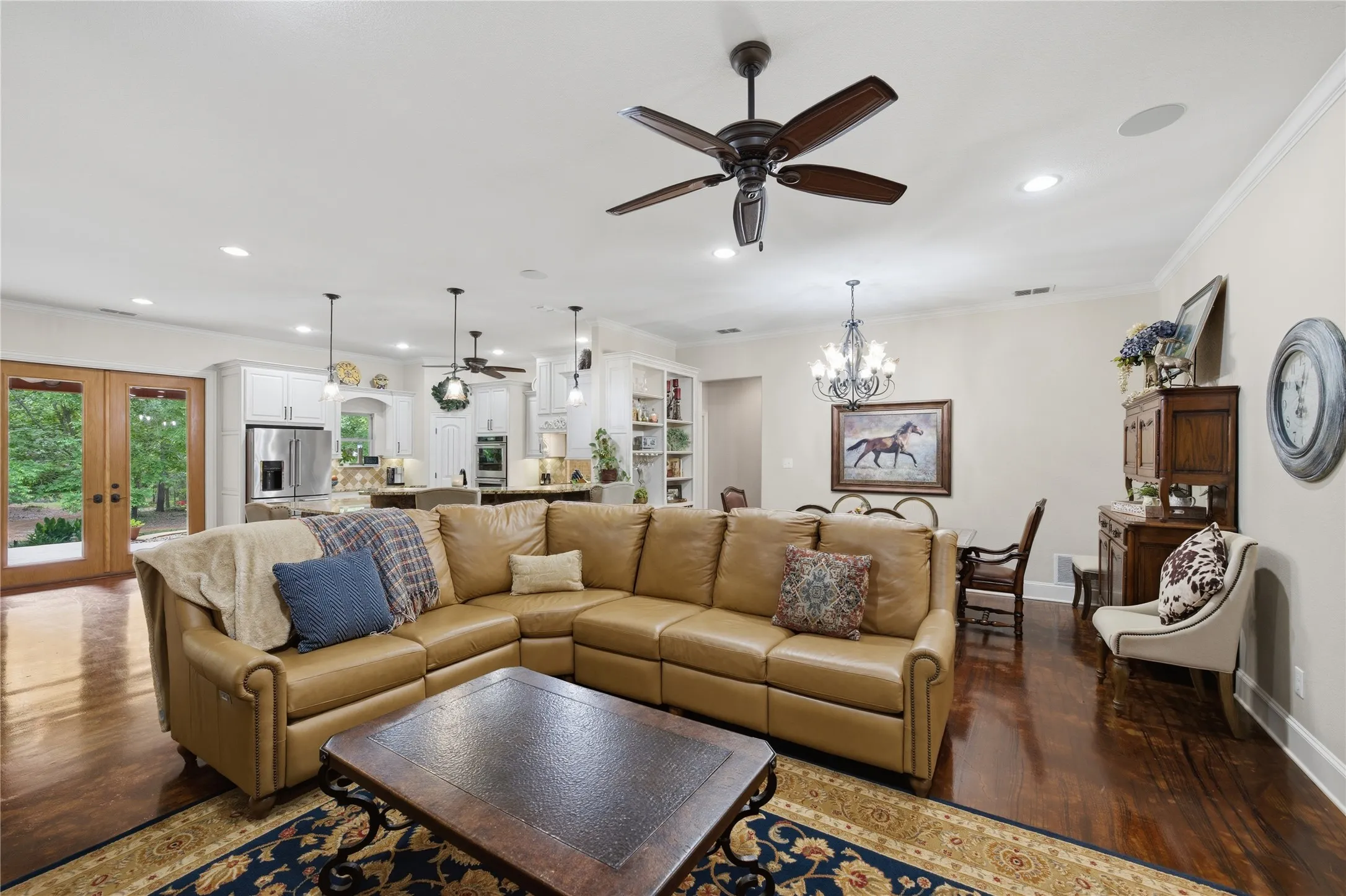 Single Family Residence For Sale in Cherokee County , 2287 CR 3402, Bullard, Texas 75757, 3 Bedrooms, 4 Bathrooms, 2 Garage spaces, 3,200 Sqft, built in 2015, Price $1,625,000, mls#21265249, Real Estate Agent in Bullard, Homes For Sale in Cherokee county, Homes For Sale in Bullard, Realtor in Bullard Texas, Real Estate Brokerage Independent Realty Texas, Luminita Cordes Realtor