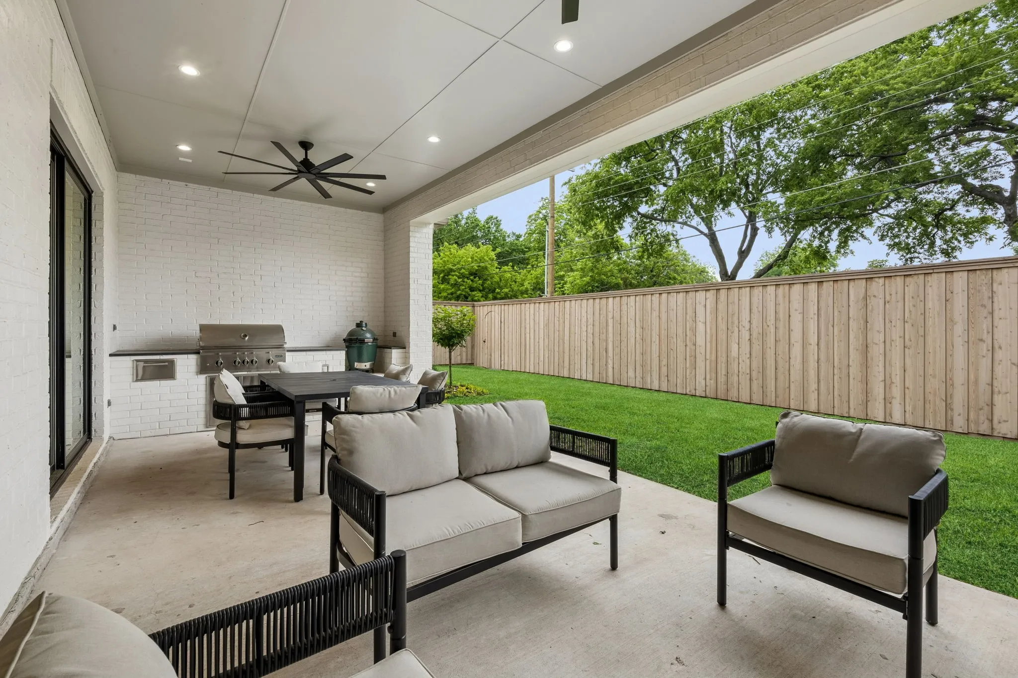 Single Family Residence For Sale in Dallas County , 10215 Lynford Drive, Dallas, Texas 75238, 4 Bedroom, 5 Bathroom, 2 Garage spaces, 4,291 Sqft, built in 2025, mls#21264342, Real Estate Agent in Dallas, Homes For Sale in Dallas county, Homes For Sale in Dallas, Realtor in Dallas Texas, Real Estate Brokerage Independent Realty Texas, Luminita Cordes Realtor