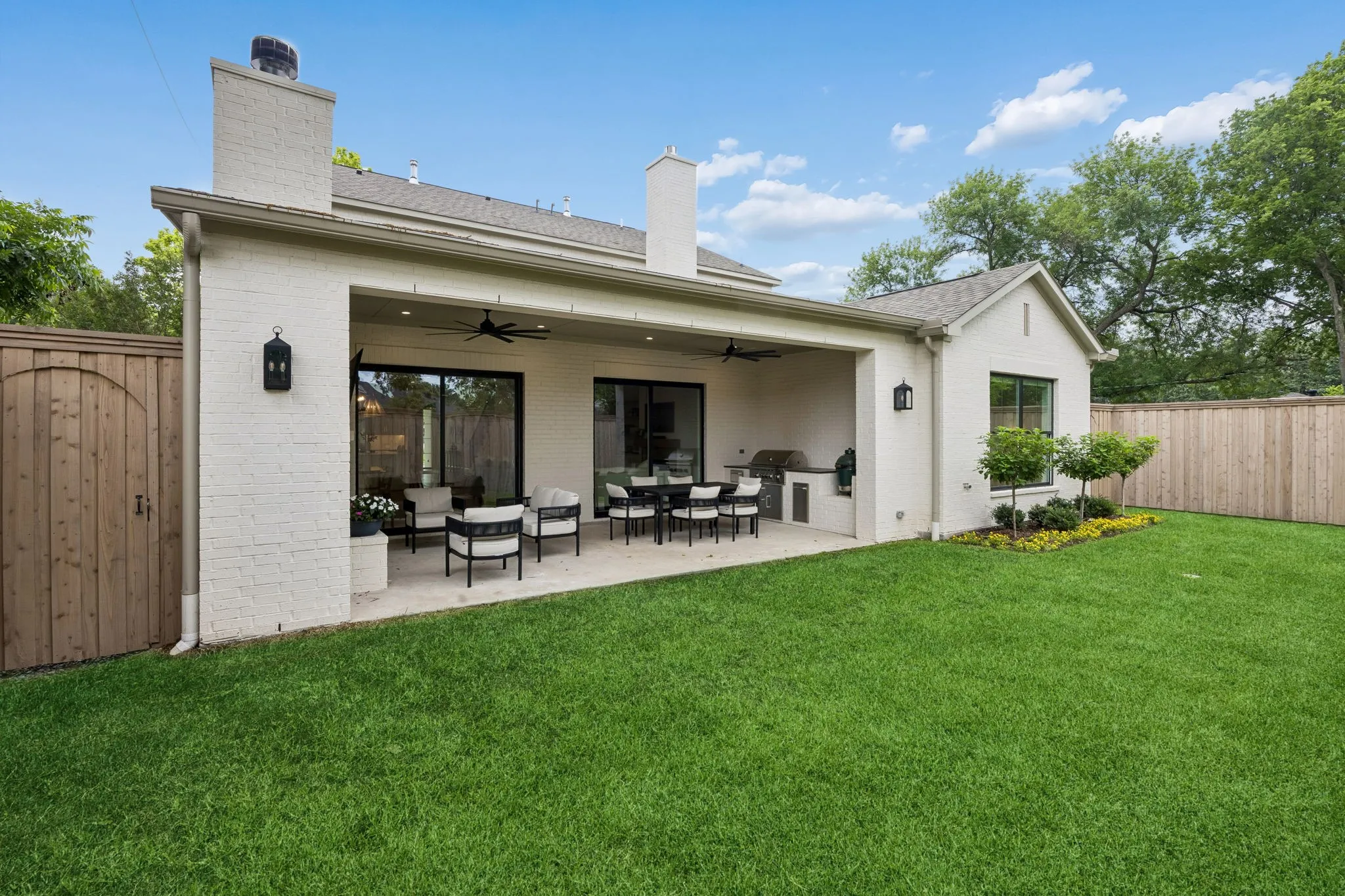 Single Family Residence For Sale in Dallas County , 10215 Lynford Drive, Dallas, Texas 75238, 4 Bedroom, 5 Bathroom, 2 Garage spaces, 4,291 Sqft, built in 2025, mls#21264342, Real Estate Agent in Dallas, Homes For Sale in Dallas county, Homes For Sale in Dallas, Realtor in Dallas Texas, Real Estate Brokerage Independent Realty Texas, Luminita Cordes Realtor