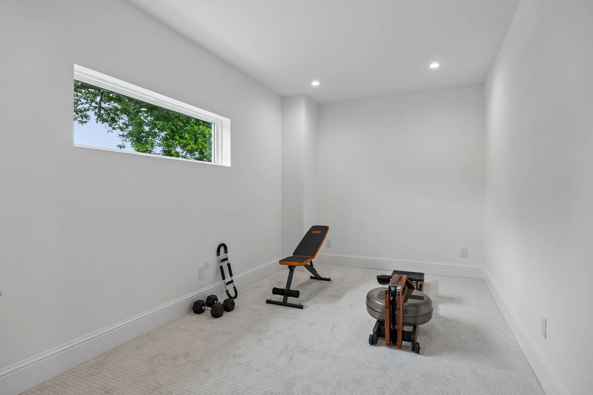 Single Family Residence For Sale in Dallas County , 10215 Lynford Drive, Dallas, Texas 75238, 4 Bedroom, 5 Bathroom, 2 Garage spaces, 4,291 Sqft, built in 2025, mls#21264342, Real Estate Agent in Dallas, Homes For Sale in Dallas county, Homes For Sale in Dallas, Realtor in Dallas Texas, Real Estate Brokerage Independent Realty Texas, Luminita Cordes Realtor