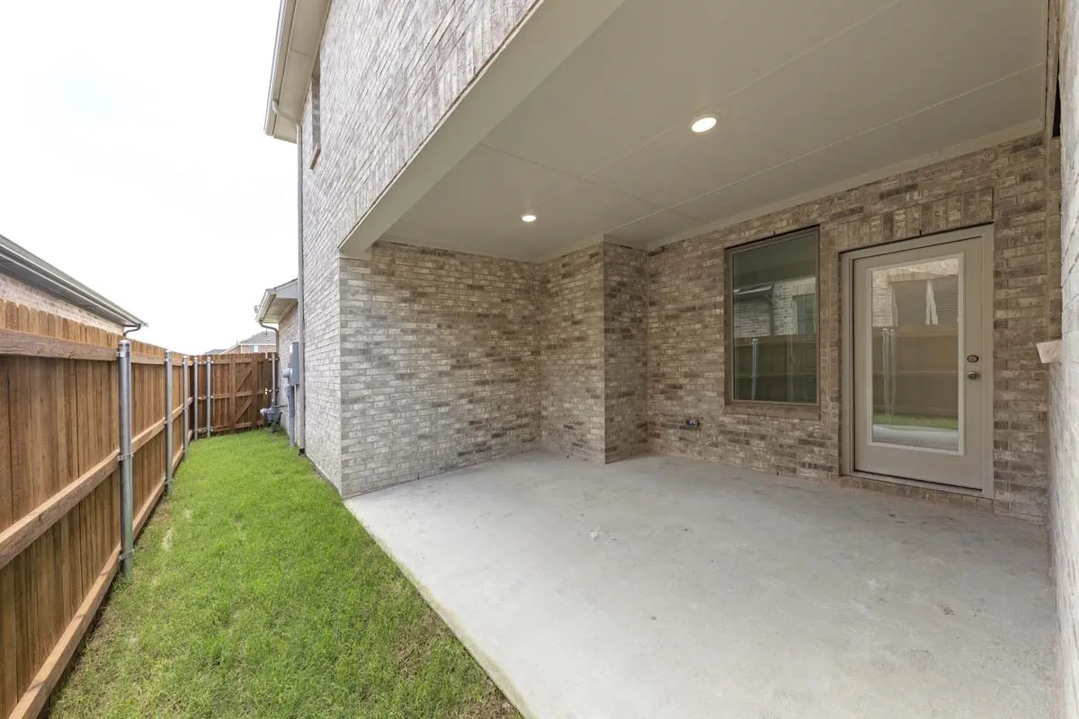 19-475-shady-square-lavon-tx-covered-patio