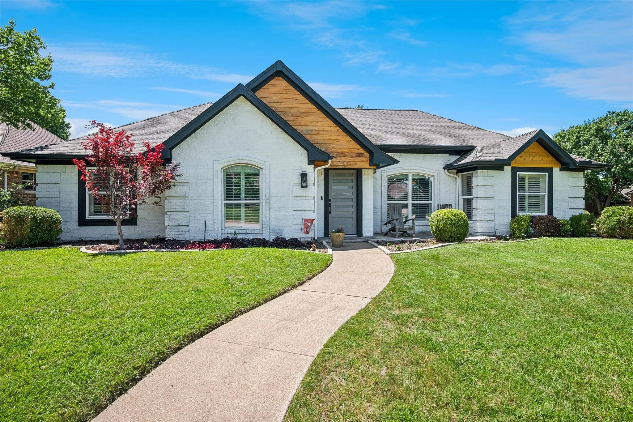 Single Family Residence For Sale in Collin County , 4013 Clipper Court, Plano, Texas 75023, 4 Bedroom, 2 Bathroom, 2 Garage spaces, 2,275 Sqft, built in 1981, mls#21259396, Real Estate Agent in Plano, Homes For Sale in Collin county, Homes For Sale in Plano, Realtor in Plano Texas, Real Estate Brokerage Independent Realty Texas, Luminita Cordes Realtor