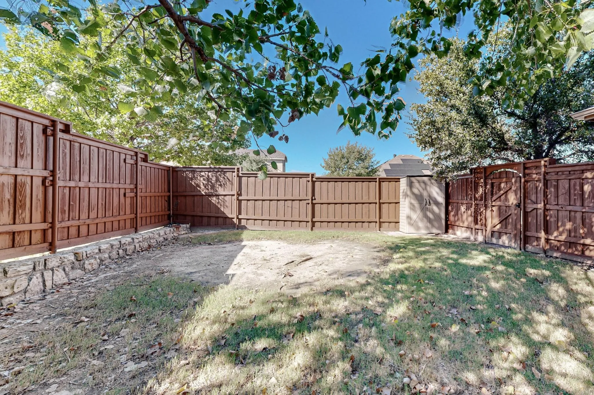 Single Family Residence For Rent in Denton County , 14609 Frisco Ranch Drive, Little Elm, Texas 75068, 4 Bedrooms, 3 Bathrooms, 2 Garage spaces, 3,244 Sqft, built in 2005, Price $2,800, mls#21265294, Real Estate Agent in Little Elm, Homes For Rent in Denton county, Homes For Rent in Little Elm, Realtor in Little Elm Texas, Real Estate Brokerage Independent Realty Texas, Luminita Cordes Realtor