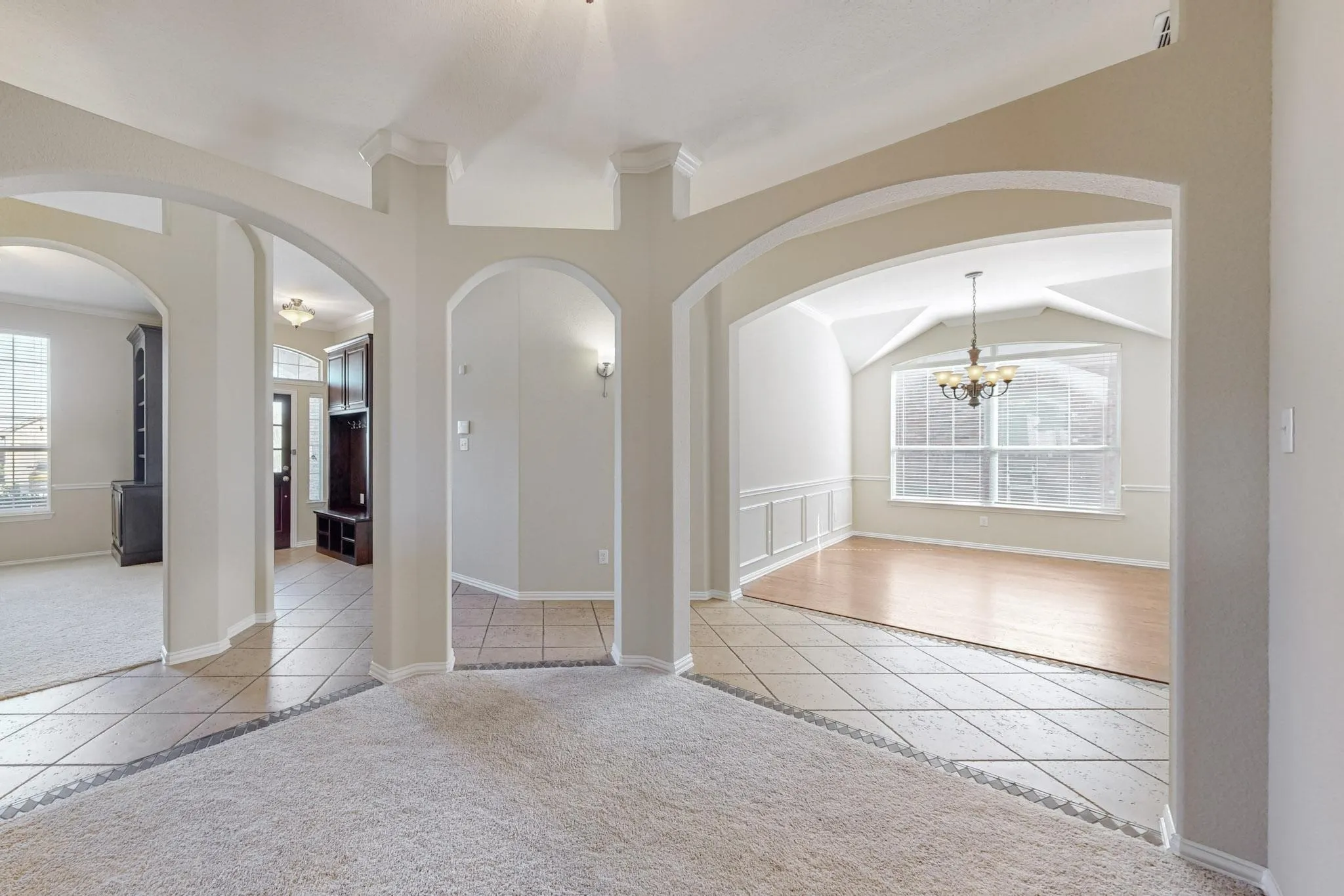 Single Family Residence For Rent in Denton County , 14609 Frisco Ranch Drive, Little Elm, Texas 75068, 4 Bedrooms, 3 Bathrooms, 2 Garage spaces, 3,244 Sqft, built in 2005, Price $2,800, mls#21265294, Real Estate Agent in Little Elm, Homes For Rent in Denton county, Homes For Rent in Little Elm, Realtor in Little Elm Texas, Real Estate Brokerage Independent Realty Texas, Luminita Cordes Realtor
