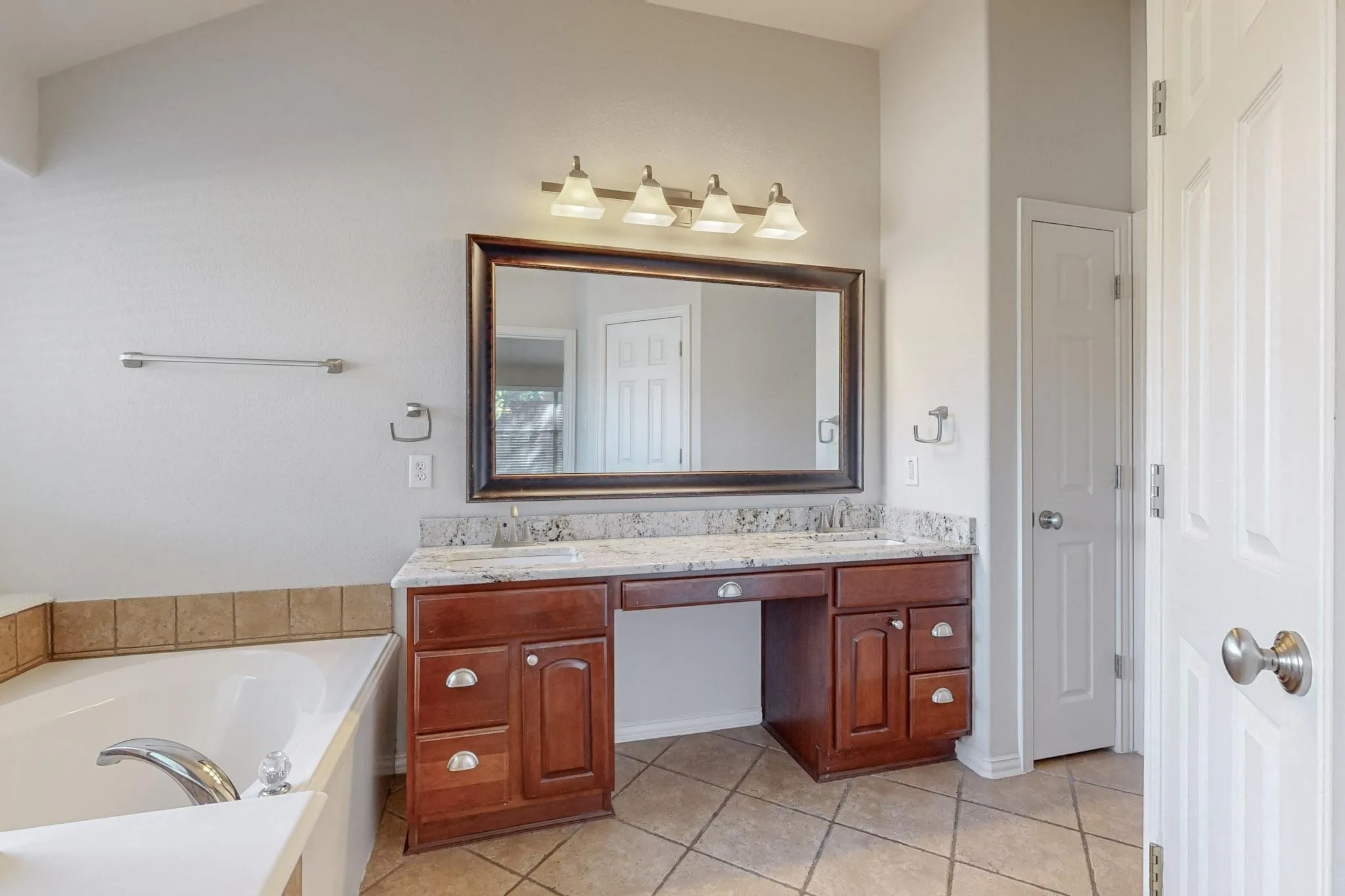 Single Family Residence For Rent in Denton County , 14609 Frisco Ranch Drive, Little Elm, Texas 75068, 4 Bedrooms, 3 Bathrooms, 2 Garage spaces, 3,244 Sqft, built in 2005, Price $2,800, mls#21265294, Real Estate Agent in Little Elm, Homes For Rent in Denton county, Homes For Rent in Little Elm, Realtor in Little Elm Texas, Real Estate Brokerage Independent Realty Texas, Luminita Cordes Realtor
