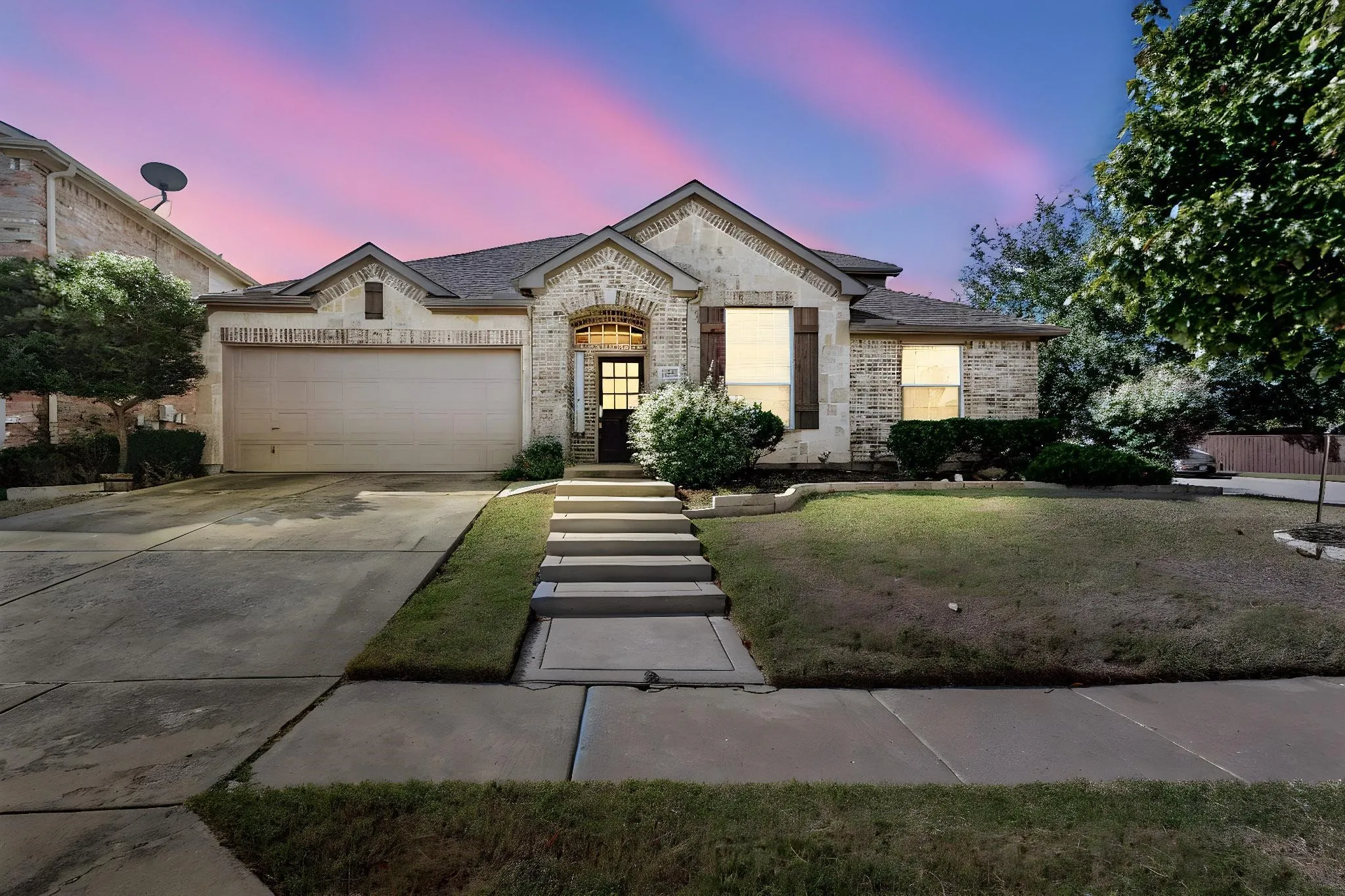 Single Family Residence For Rent in Denton County , 14609 Frisco Ranch Drive, Little Elm, Texas 75068, 4 Bedrooms, 3 Bathrooms, 2 Garage spaces, 3,244 Sqft, built in 2005, Price $2,800, mls#21265294, Real Estate Agent in Little Elm, Homes For Rent in Denton county, Homes For Rent in Little Elm, Realtor in Little Elm Texas, Real Estate Brokerage Independent Realty Texas, Luminita Cordes Realtor