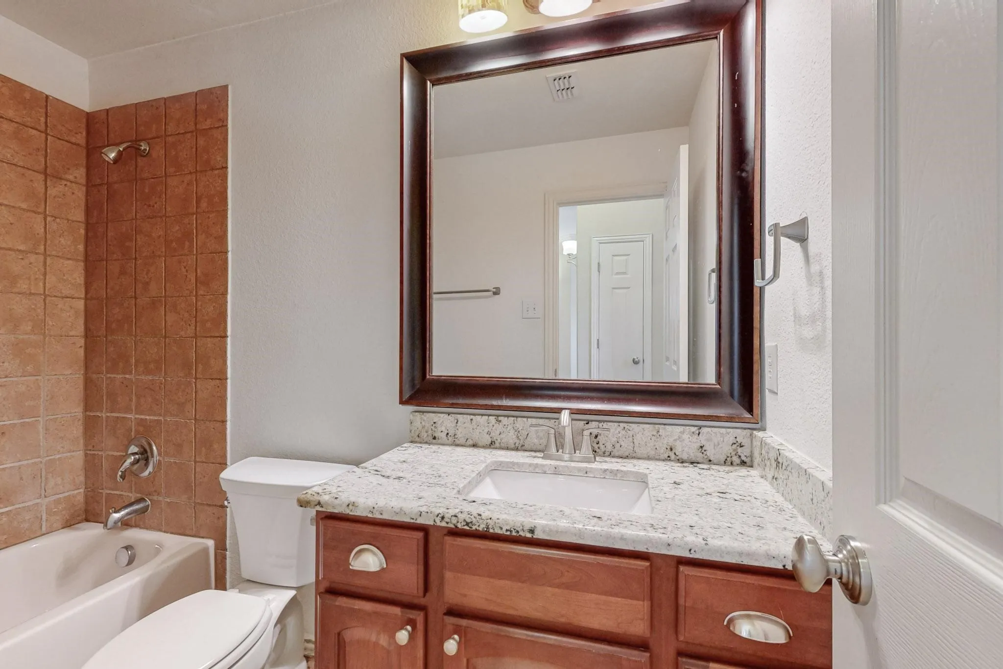 Single Family Residence For Rent in Denton County , 14609 Frisco Ranch Drive, Little Elm, Texas 75068, 4 Bedrooms, 3 Bathrooms, 2 Garage spaces, 3,244 Sqft, built in 2005, Price $2,800, mls#21265294, Real Estate Agent in Little Elm, Homes For Rent in Denton county, Homes For Rent in Little Elm, Realtor in Little Elm Texas, Real Estate Brokerage Independent Realty Texas, Luminita Cordes Realtor