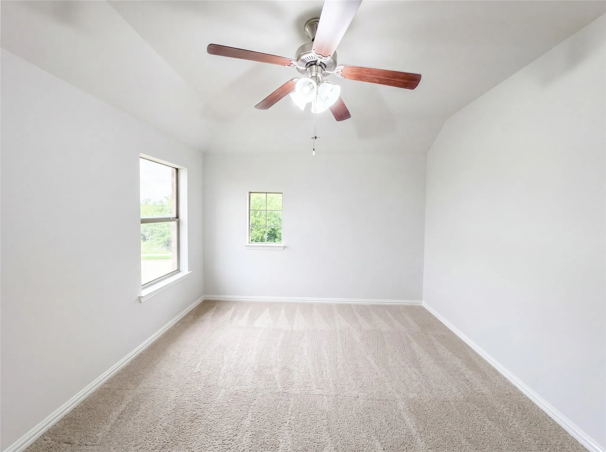 Single Family Residence For Sale in Denton County , 1501 Martin Creek Drive, Little Elm, Texas 75068, 5 Bedroom, 3 Bathroom, 2 Garage spaces, 3,586 Sqft, built in 2013, mls#21265293, Real Estate Agent in Little Elm, Homes For Sale in Denton county, Homes For Sale in Little Elm, Realtor in Little Elm Texas, Real Estate Brokerage Independent Realty Texas, Luminita Cordes Realtor