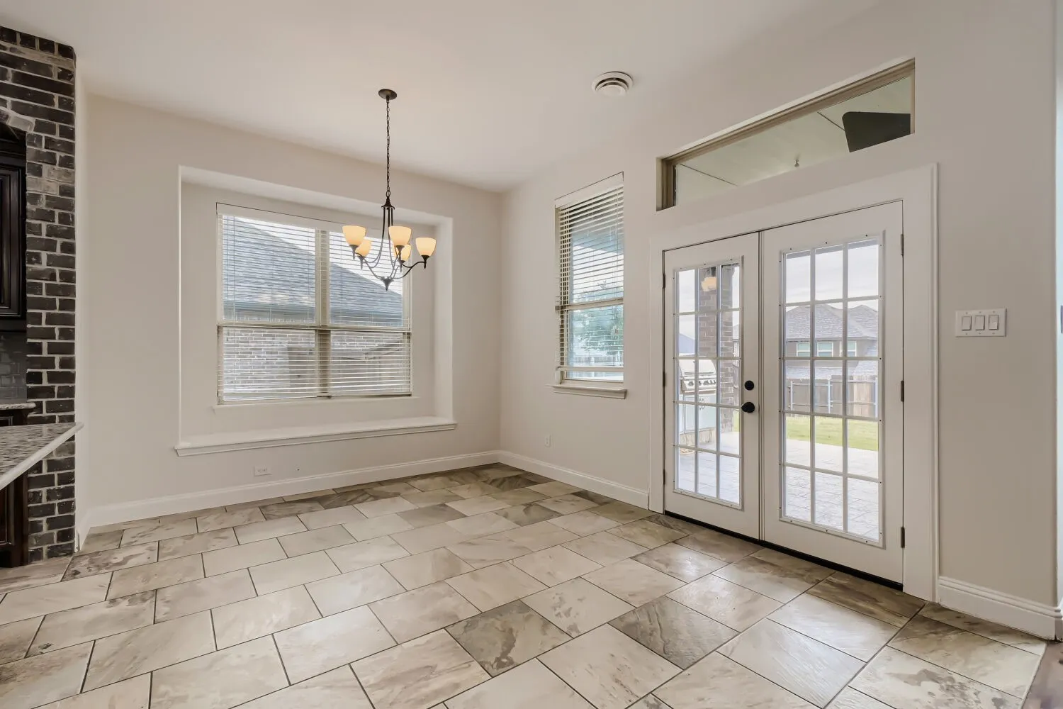 Single Family Residence For Sale in Johnson County , 138 Fairweather Drive, Burleson, Texas 76028, 5 Bedroom, 4 Bathroom, 2 Garage spaces, 3,731 Sqft, built in 2016, mls#21227821, Real Estate Agent in Burleson, Homes For Sale in Johnson county, Homes For Sale in Burleson, Realtor in Burleson Texas, Real Estate Brokerage Independent Realty Texas, Luminita Cordes Realtor
