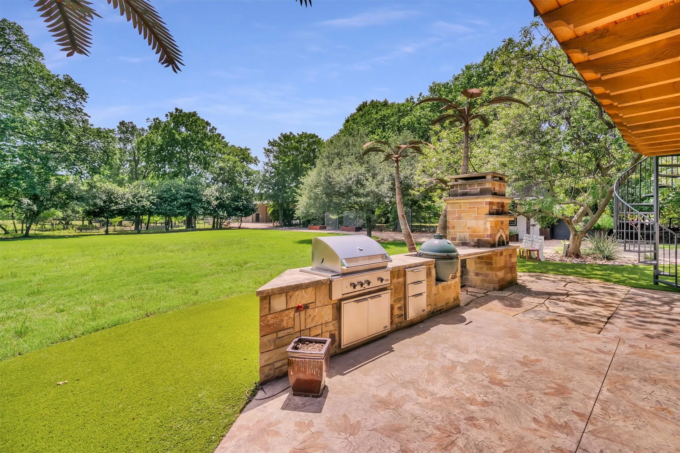 Single Family Residence For Sale in Collin County , 5310 Estate Lane, Parker, Texas 75094, 5 Bedroom, 6 Bathroom, 8 Garage spaces, 5,354 Sqft, built in 1988, mls#21211305, Real Estate Agent in Parker, Homes For Sale in Collin county, Homes For Sale in Parker, Realtor in Parker Texas, Real Estate Brokerage Independent Realty Texas, Luminita Cordes Realtor