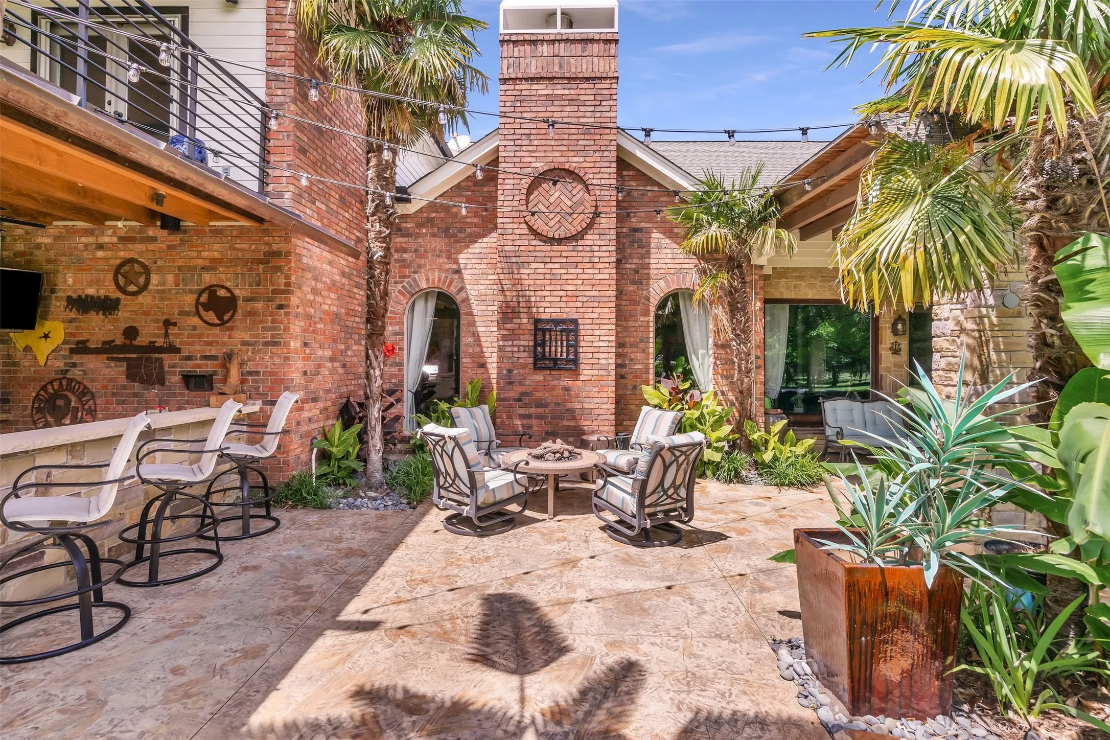 Single Family Residence For Sale in Collin County , 5310 Estate Lane, Parker, Texas 75094, 5 Bedroom, 6 Bathroom, 8 Garage spaces, 5,354 Sqft, built in 1988, mls#21211305, Real Estate Agent in Parker, Homes For Sale in Collin county, Homes For Sale in Parker, Realtor in Parker Texas, Real Estate Brokerage Independent Realty Texas, Luminita Cordes Realtor