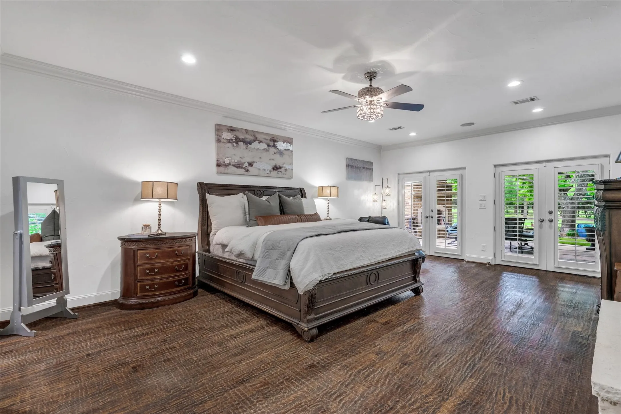 Single Family Residence For Sale in Collin County , 5310 Estate Lane, Parker, Texas 75094, 5 Bedroom, 6 Bathroom, 8 Garage spaces, 5,354 Sqft, built in 1988, mls#21211305, Real Estate Agent in Parker, Homes For Sale in Collin county, Homes For Sale in Parker, Realtor in Parker Texas, Real Estate Brokerage Independent Realty Texas, Luminita Cordes Realtor