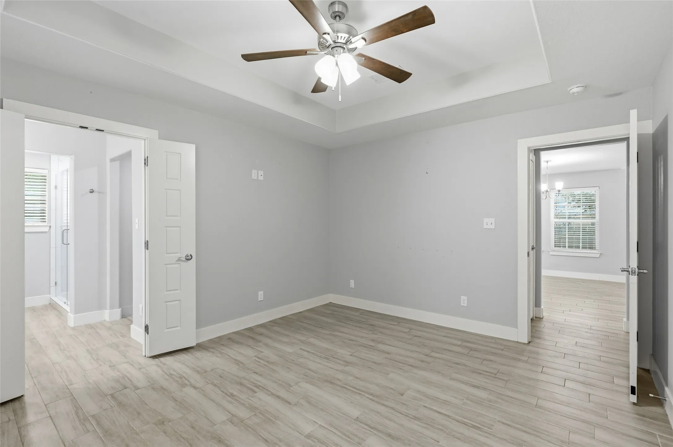 Single Family Residence For Sale in Grayson County , 318 E Munson Street, Denison, Texas 75021, 3 Bedroom, 2 Bathroom, Garage spaces, 1,320 Sqft, built in 2019, mls#21230670, Real Estate Agent in Denison, Homes For Sale in Grayson county, Homes For Sale in Denison, Realtor in Denison Texas, Real Estate Brokerage Independent Realty Texas, Luminita Cordes Realtor